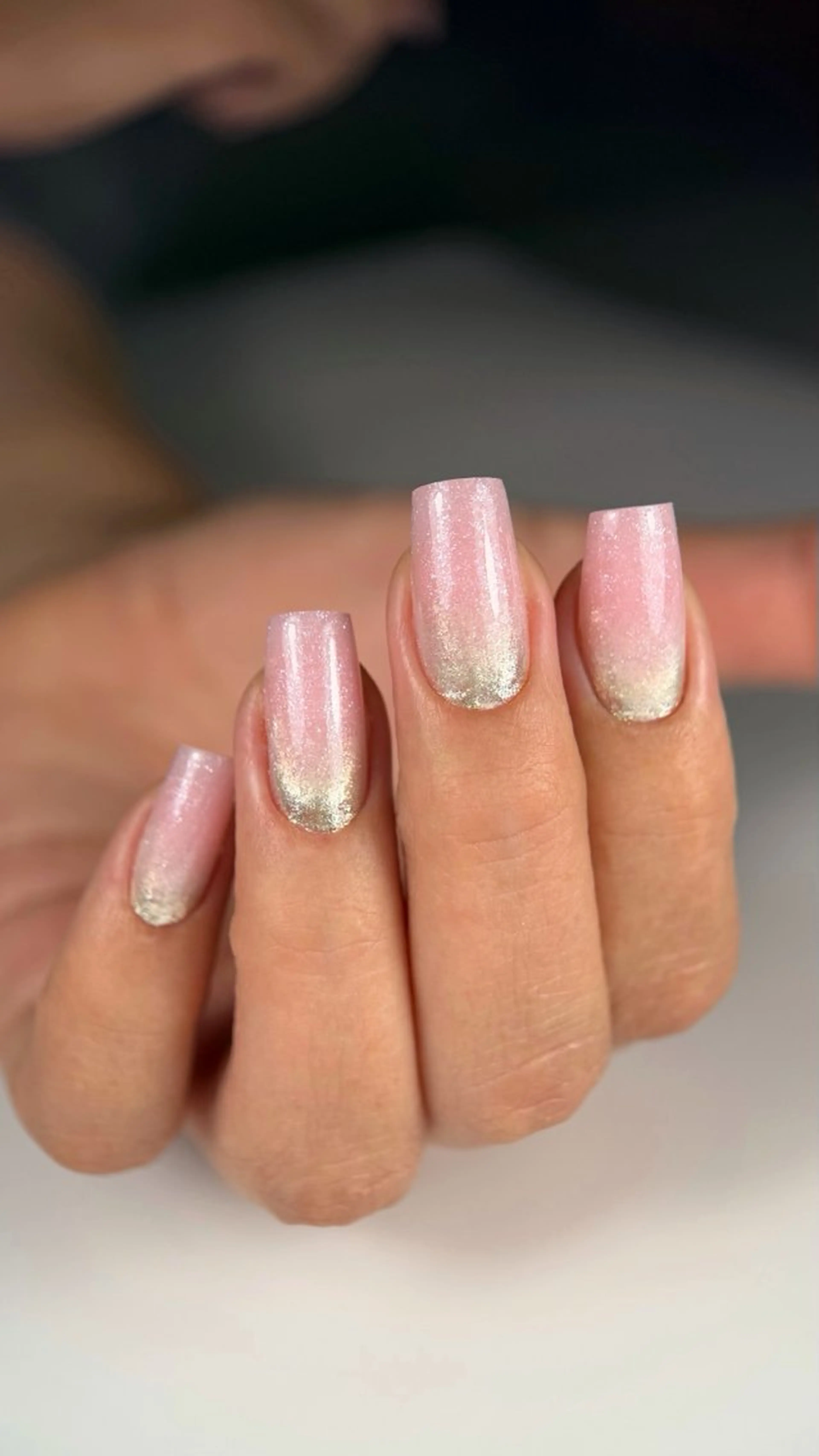 ネイル 長さ出し オトヤ ナオミのネイルデザイン