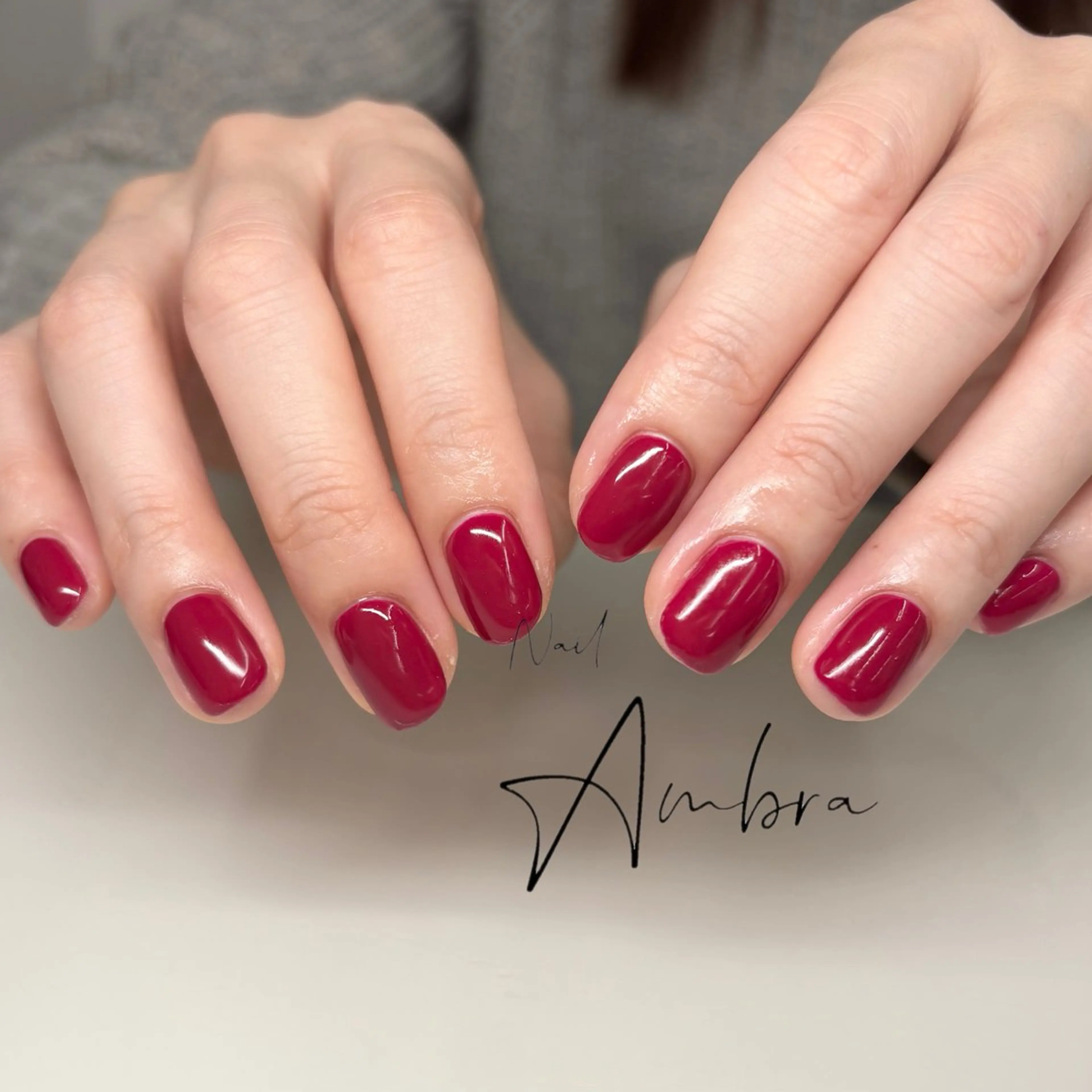 ネイル ワンカラーネイル ピンク 赤色 ハンドネイル Nail Ambra 小山のネイルデザイン