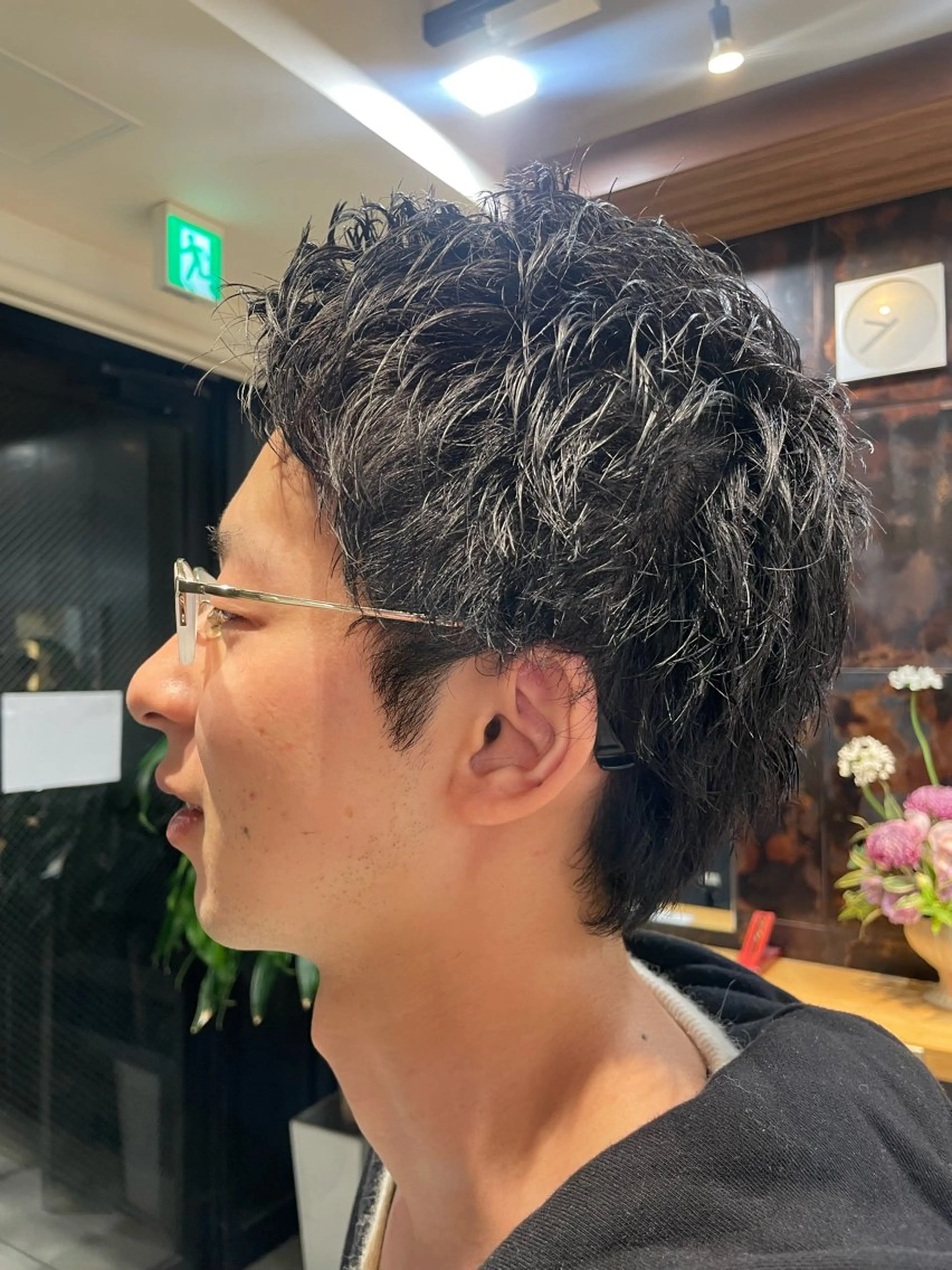 ショート パーマ メンズ メンズパーマ スパイキーショート ショートヘア カット パーマ 岩崎 唯人のヘアスタイル