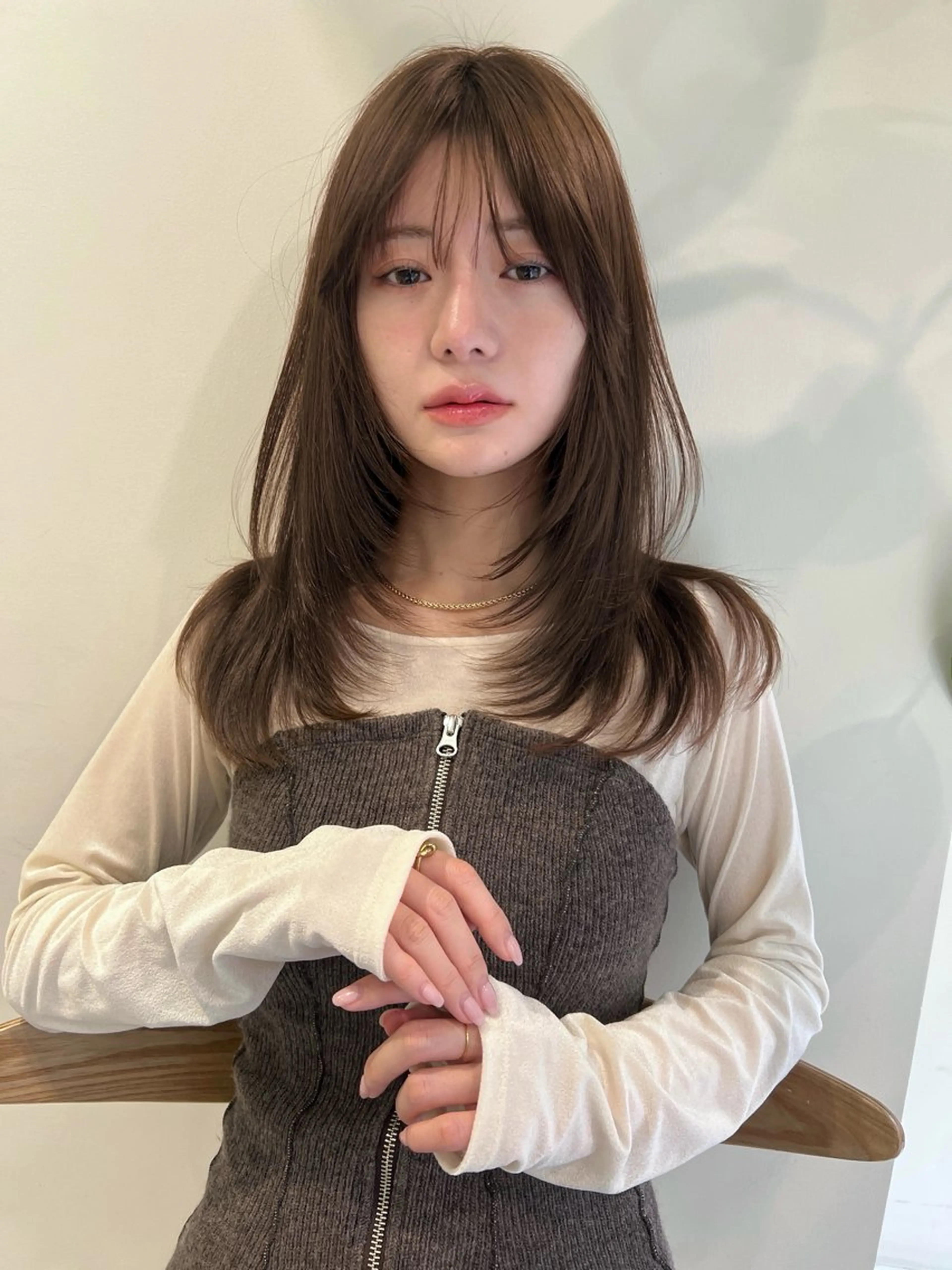 ロング レイヤーカット レイヤーカット/透明 感カラー/aikaのヘアスタイル