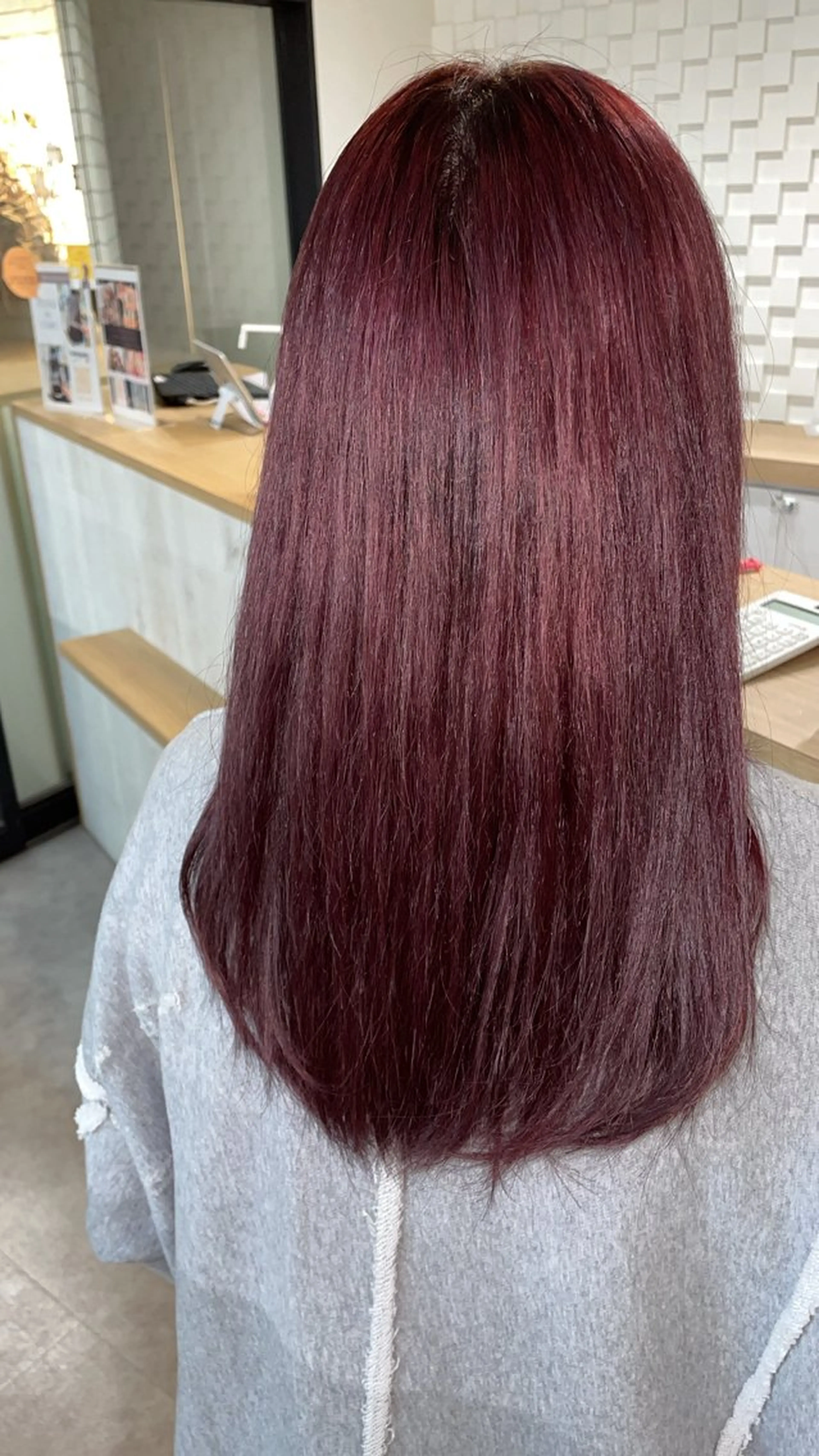 ロング カラー ピンクカラー CARE ．KOBE所属・京谷 日向のヘアスタイル