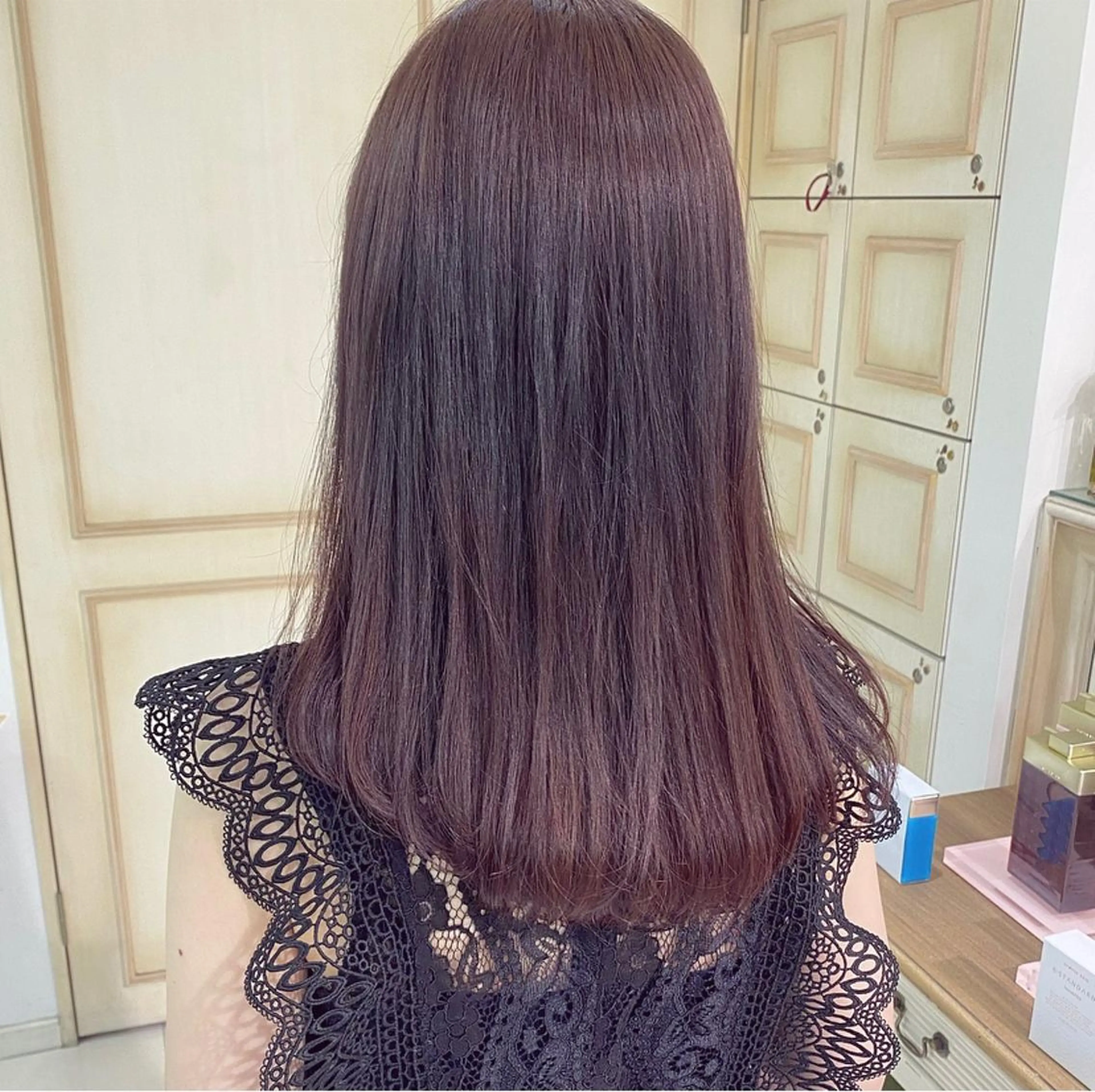 セミロング カラー ヘアアレンジ ラベンダーカラー ピンクカラー ピンクラベンダー 透明感カラー 古山 結季🌙🖤のヘアスタイル