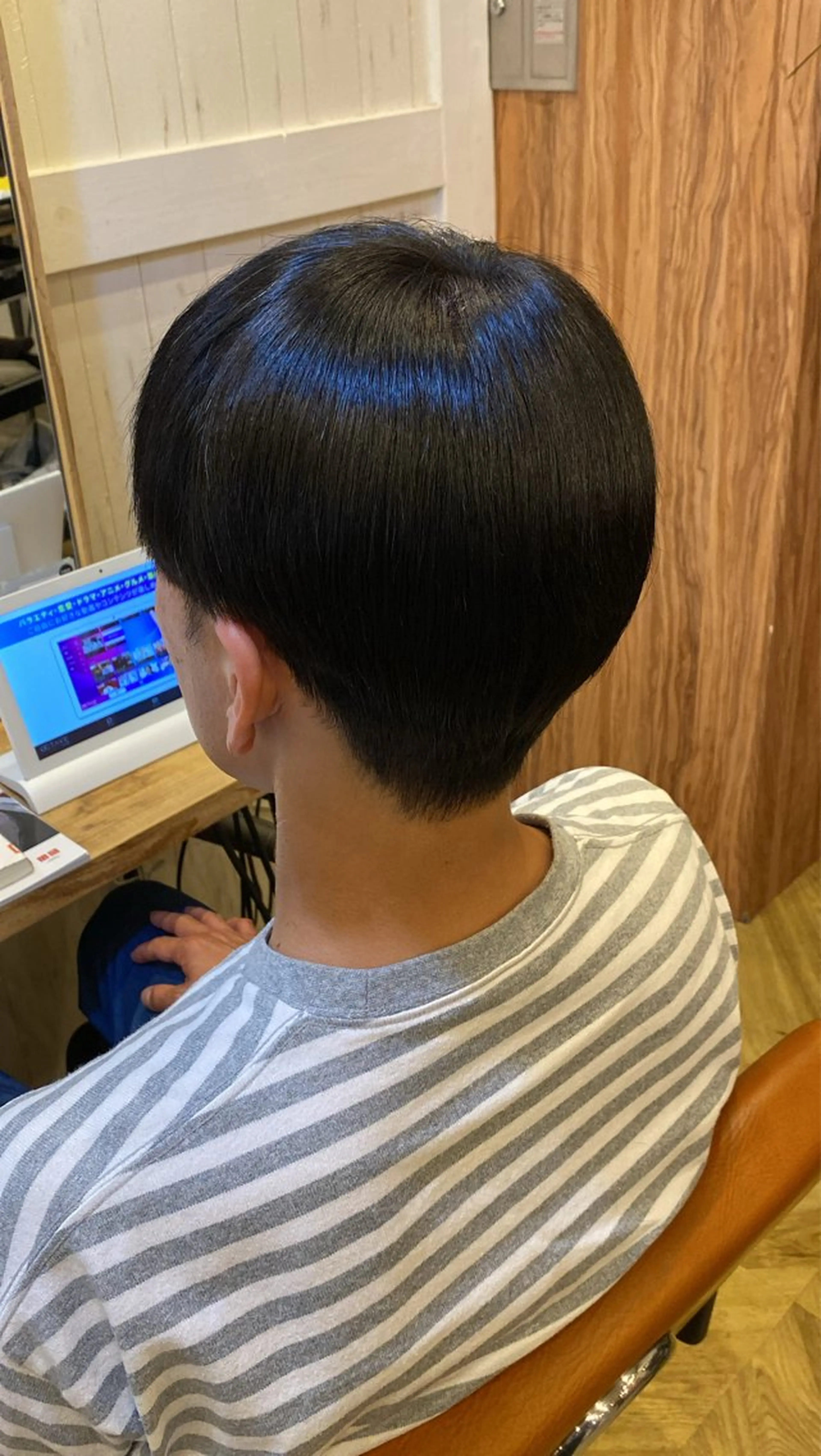 ショート 40代以降の 縮毛矯正専門家のヘアスタイル