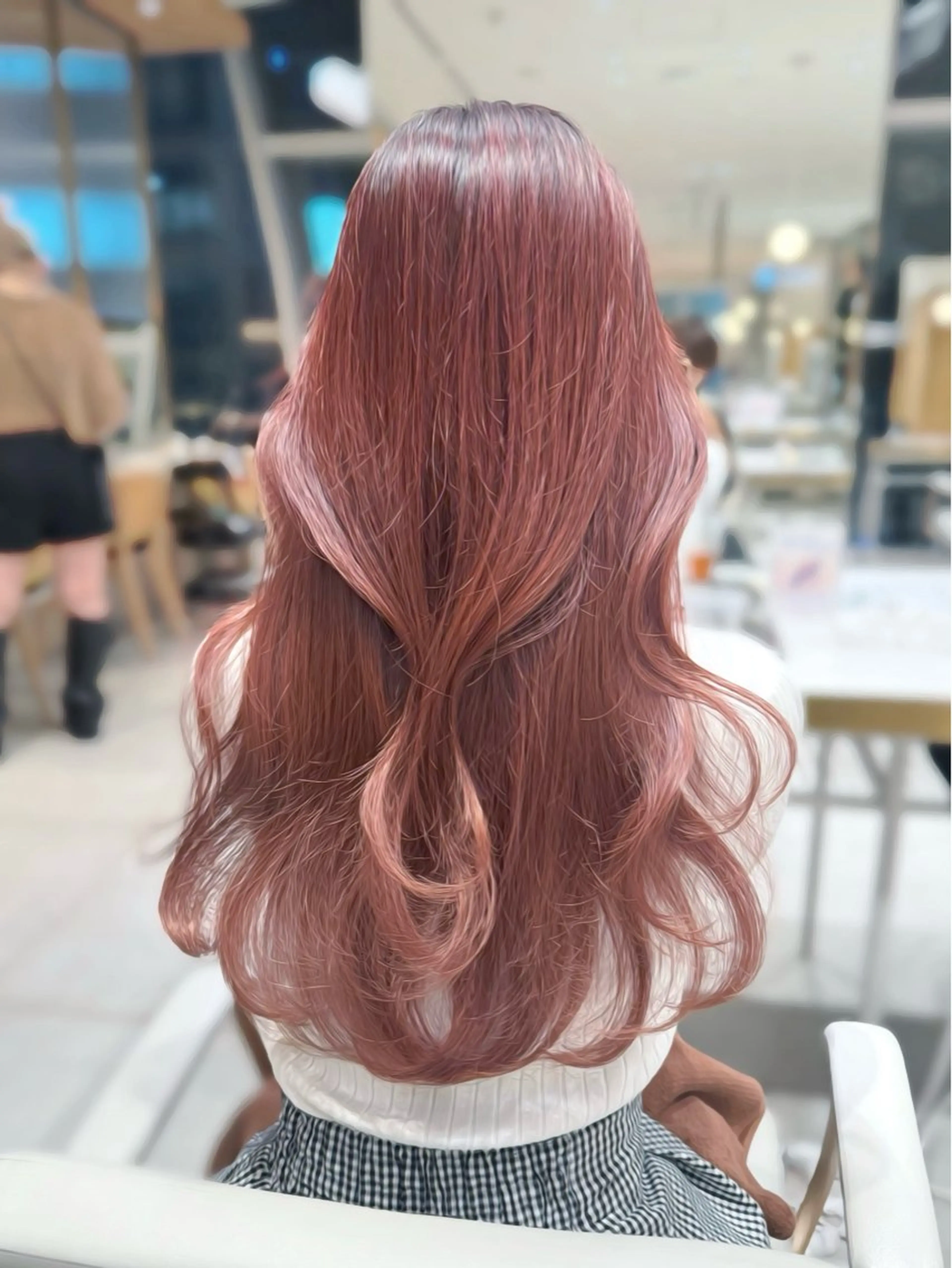 ミディアム カラー ヘアカラー トリートメント ヘッドスパ ヘアセット 韓国ヘア/レイヤー/ 顔まわり/りょーとのヘアスタイル