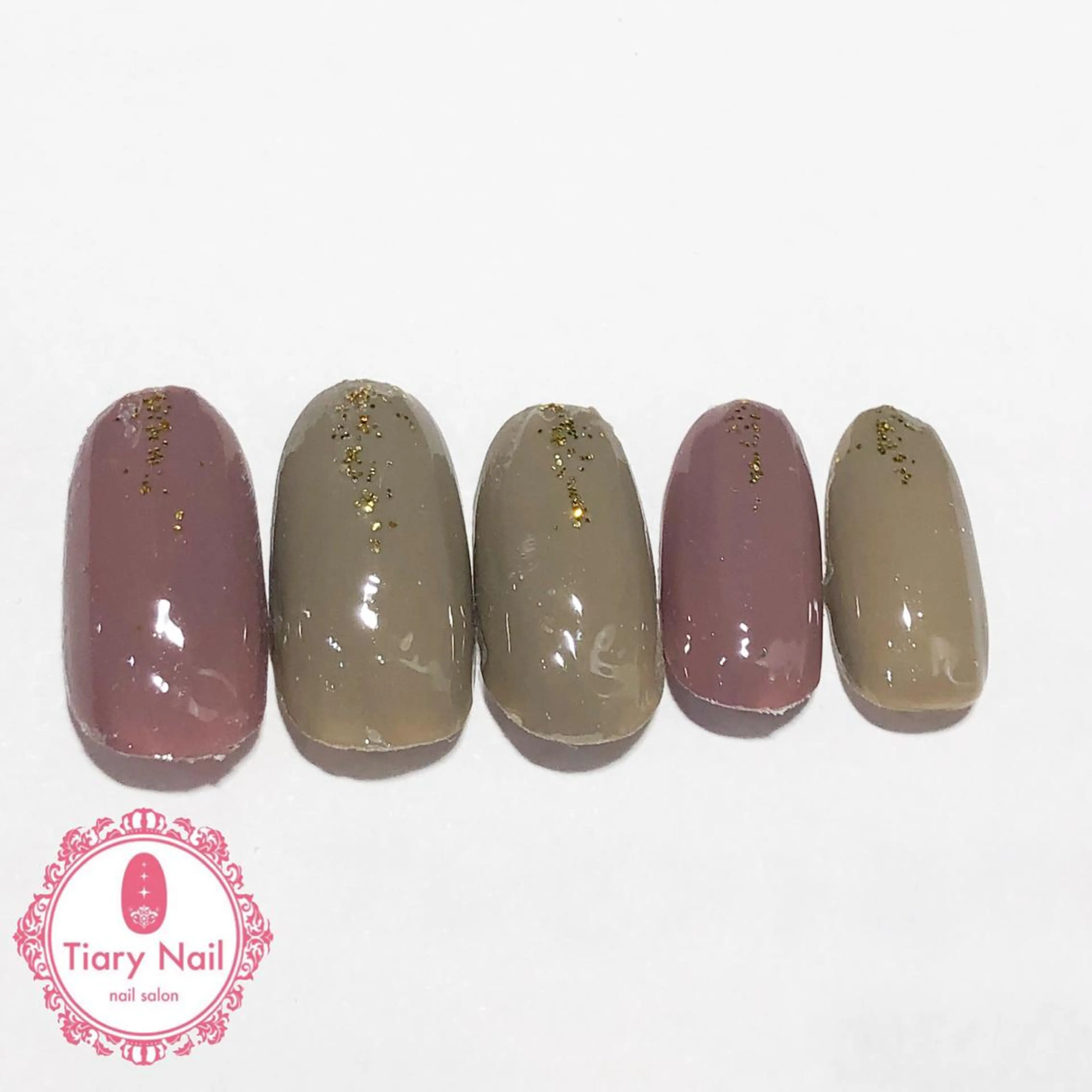 ネイル tiarynail K K🐼のネイルデザイン