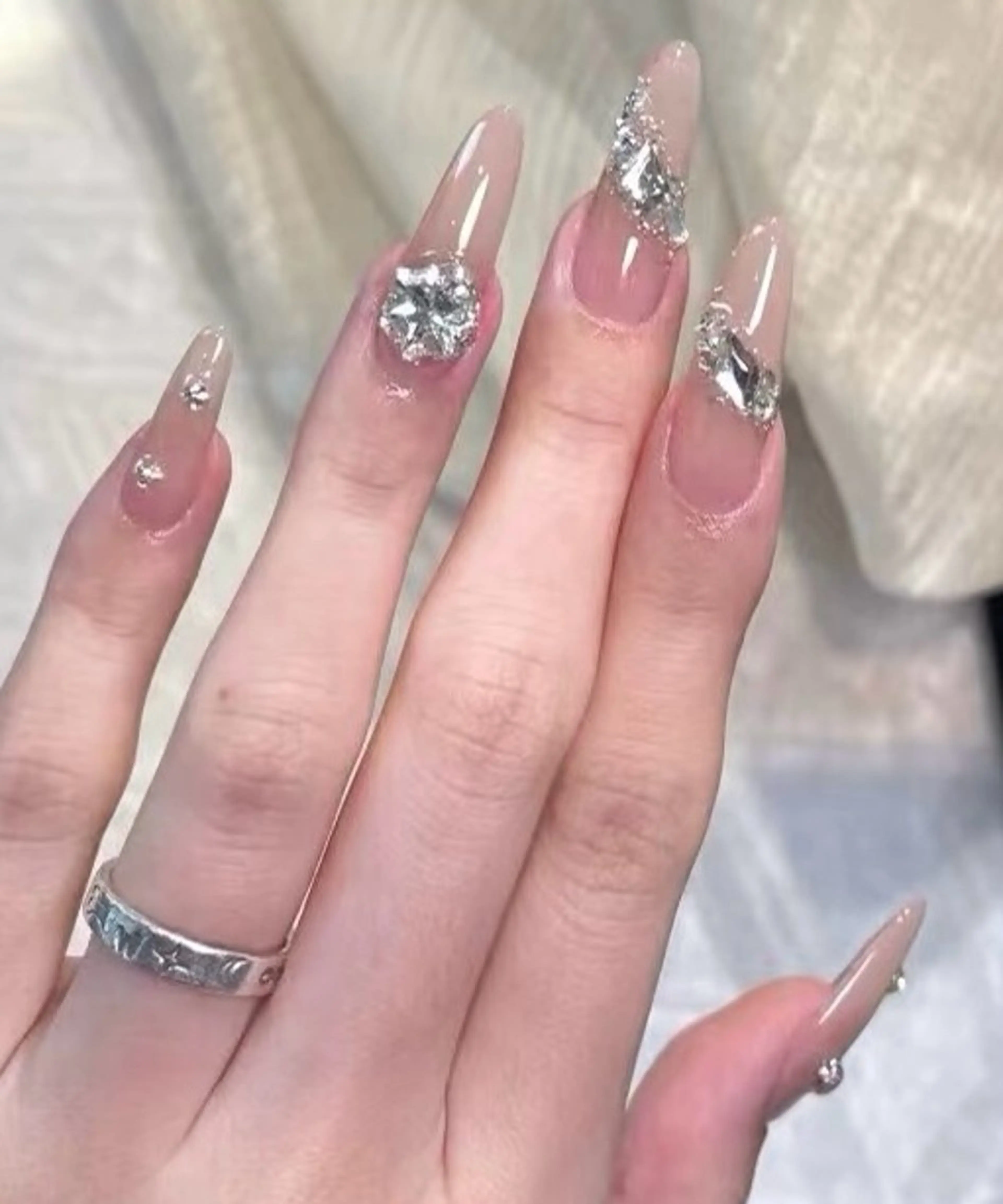 ネイル チークネイル 長さ出し フレンチネイル ガーリー 韓国ネイル sun nail池袋 モデル募集のネイルデザイン