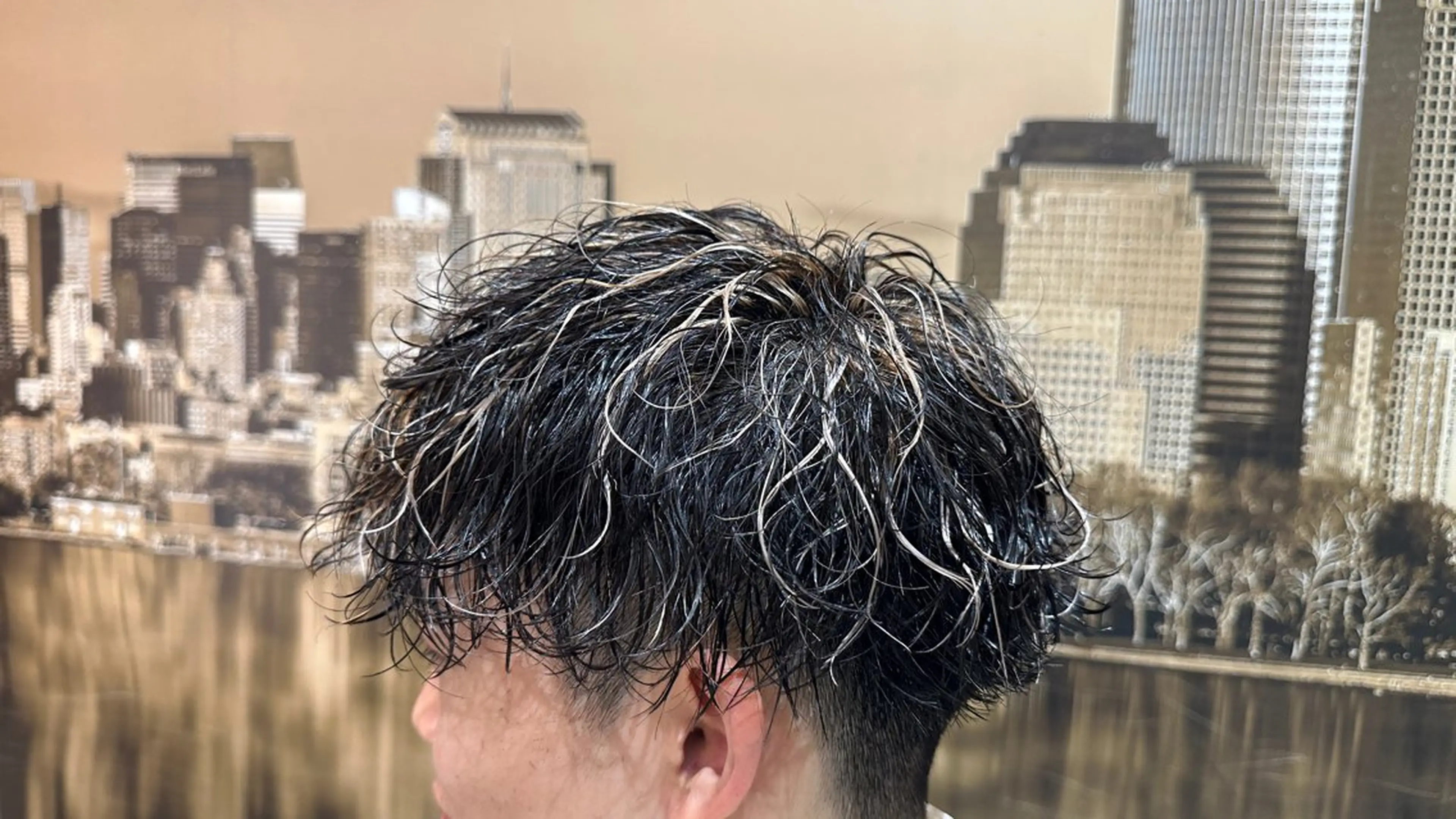 【ミニモ限定クーポン‼️】カット＋特殊パーマ＋ハイライト¥15000🌿‬※詳細を読んでいただけると助かります。の写真