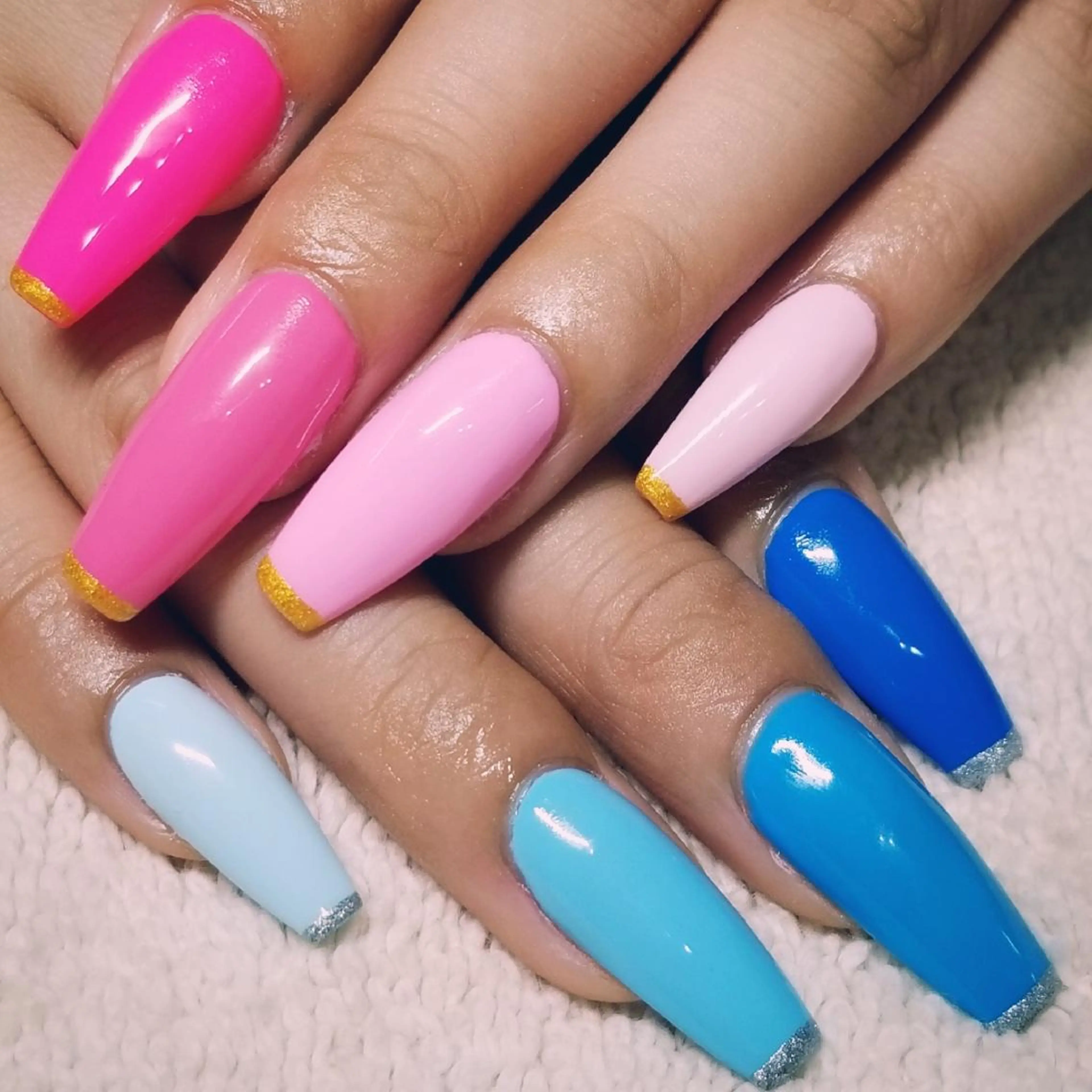 ネイル ブルー グラデーション ピンク ハンドネイル よしだ ひろきのネイルデザイン