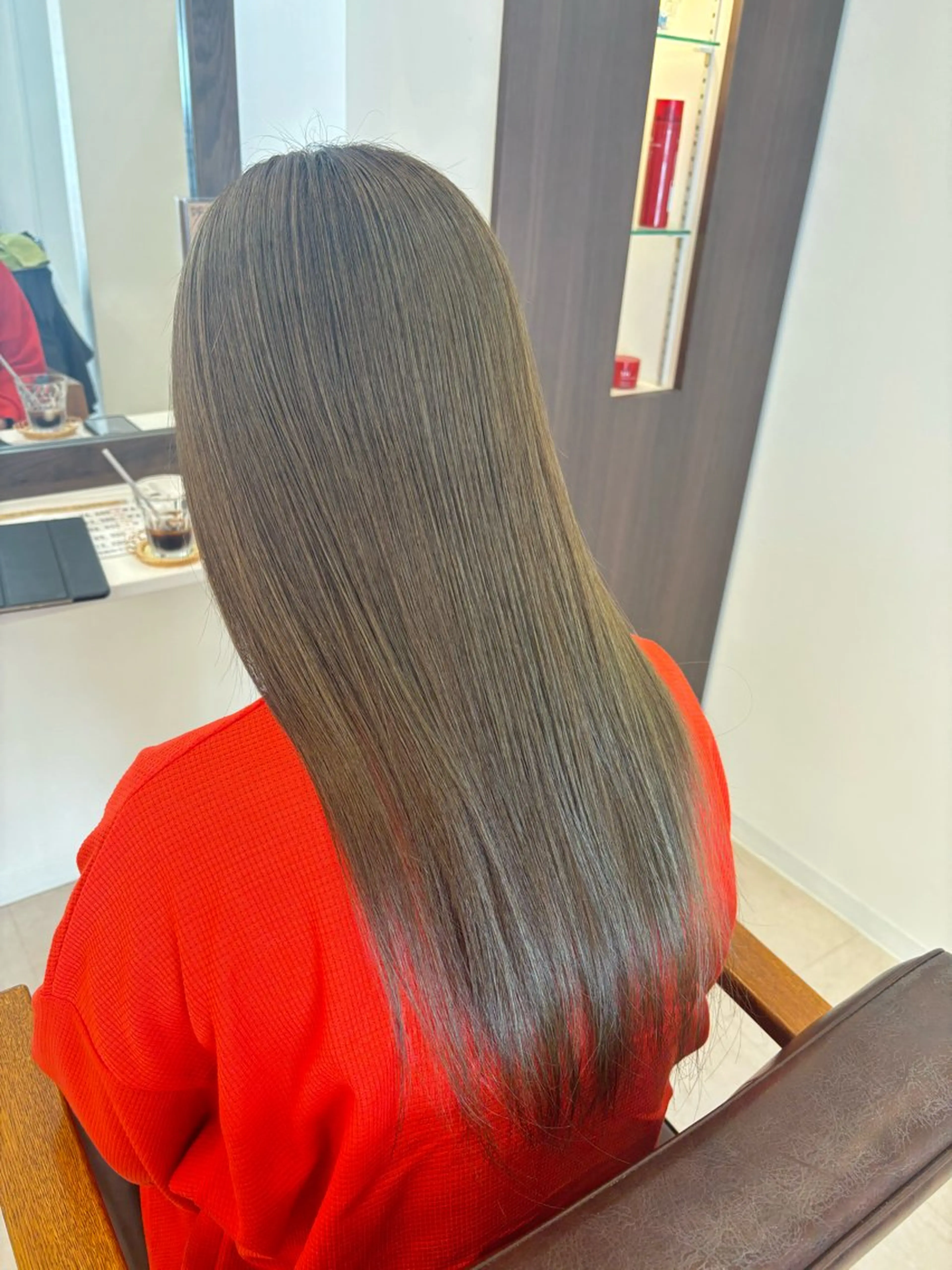 カラー ヘアカラー 山本 詩織のヘアスタイル