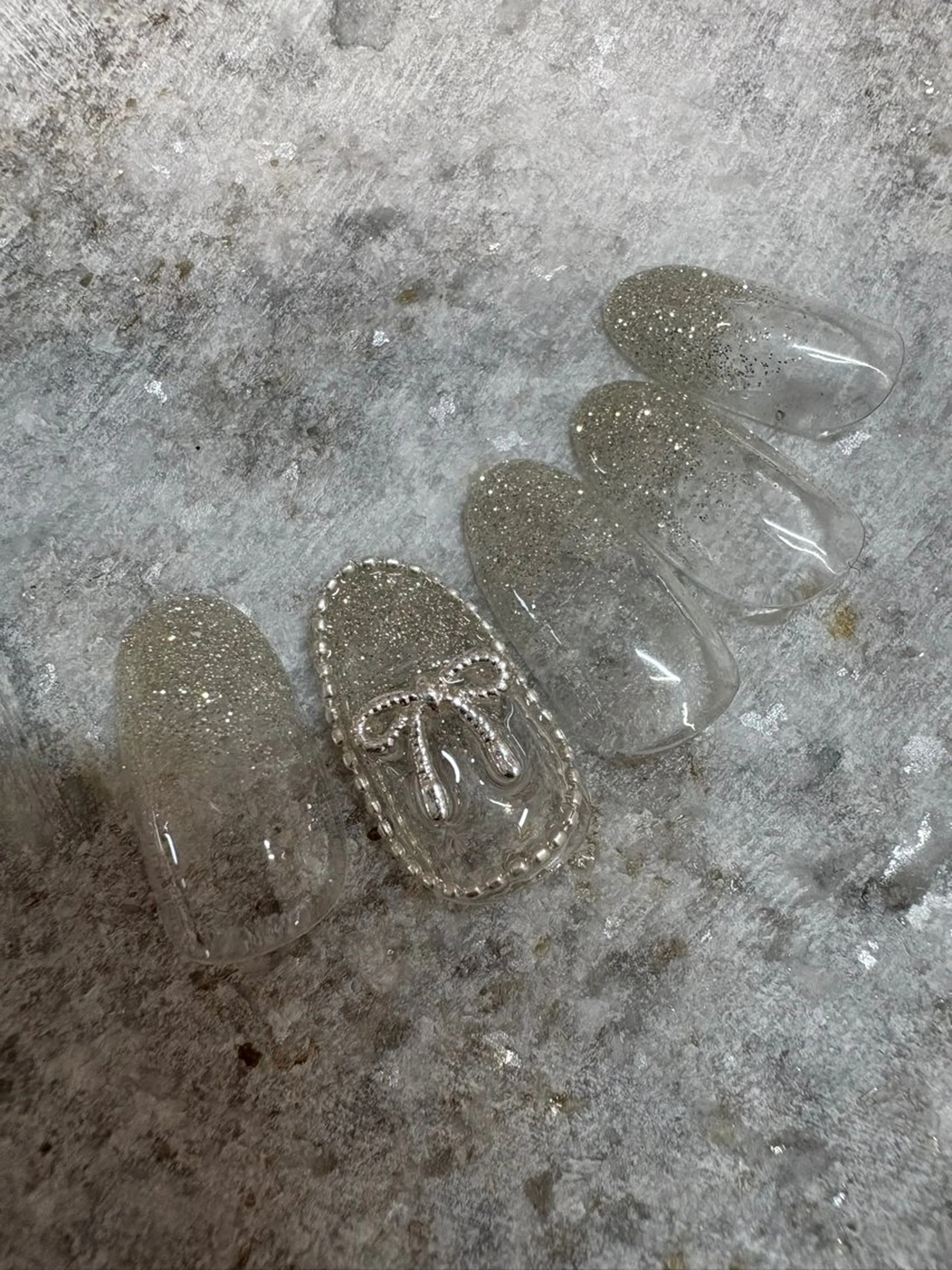 ネイル ハンドネイル 黒須莉奈 IRYのネイルデザイン