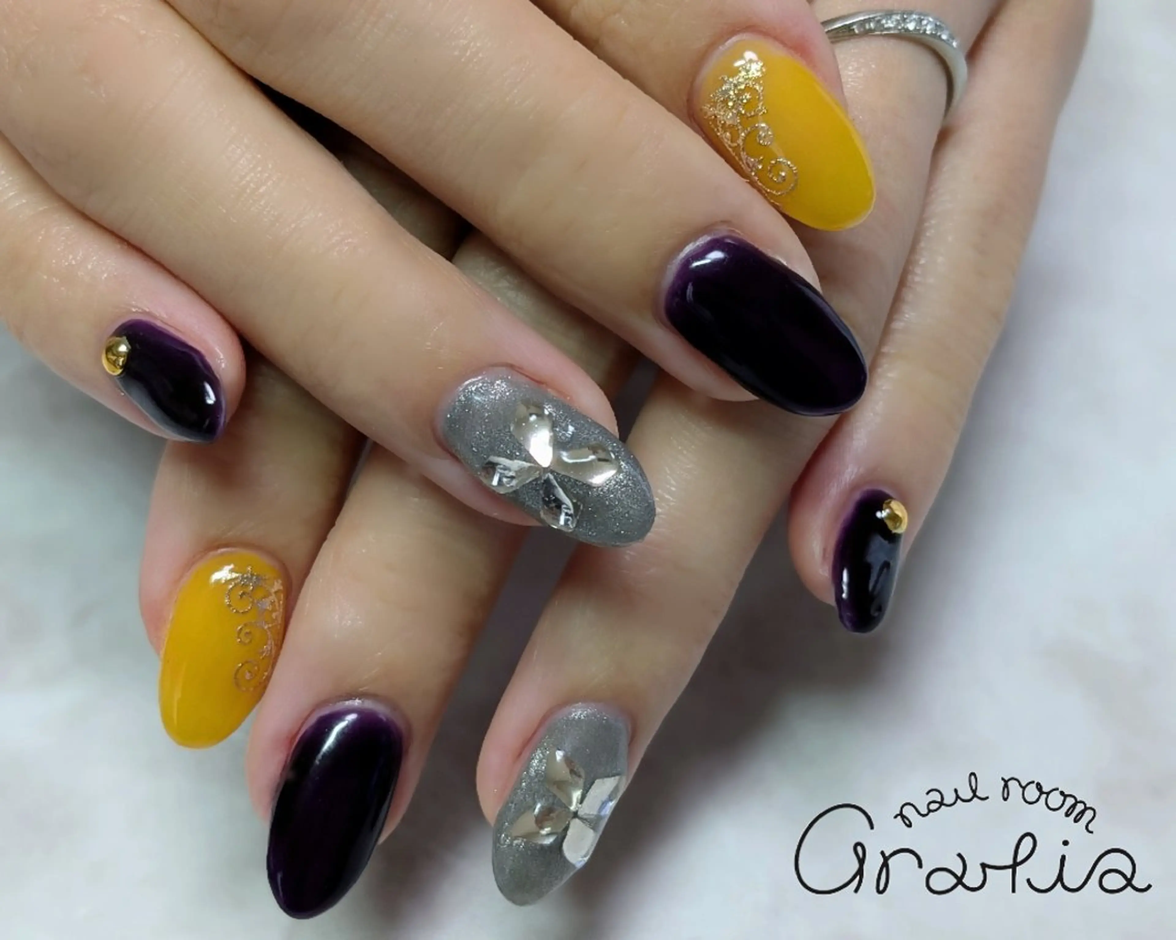 ネイル gratia 中村のネイルデザイン