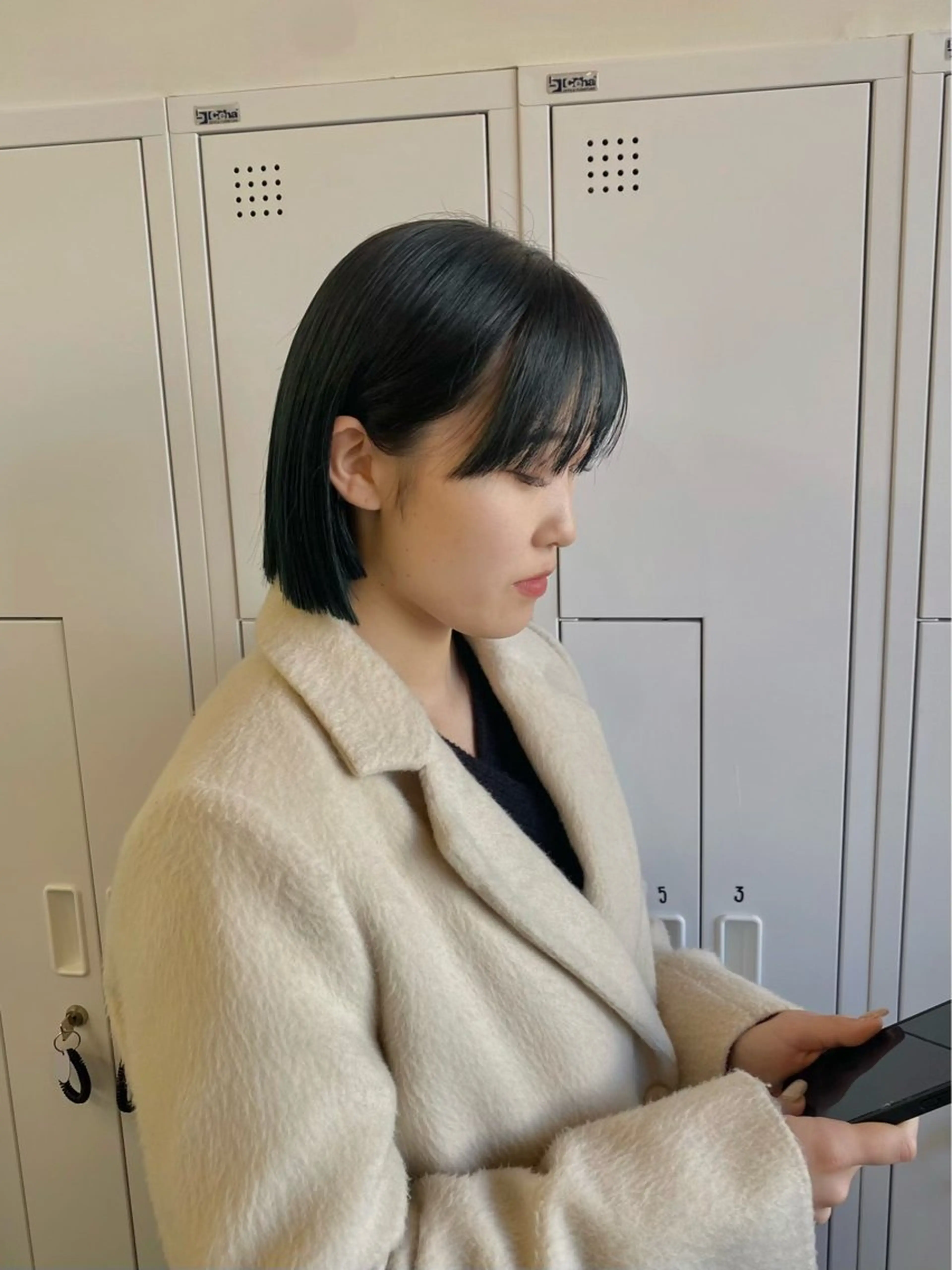 ショート カラー ボブ 卒業式のヘアスタイル サトウ リョウのヘアスタイル