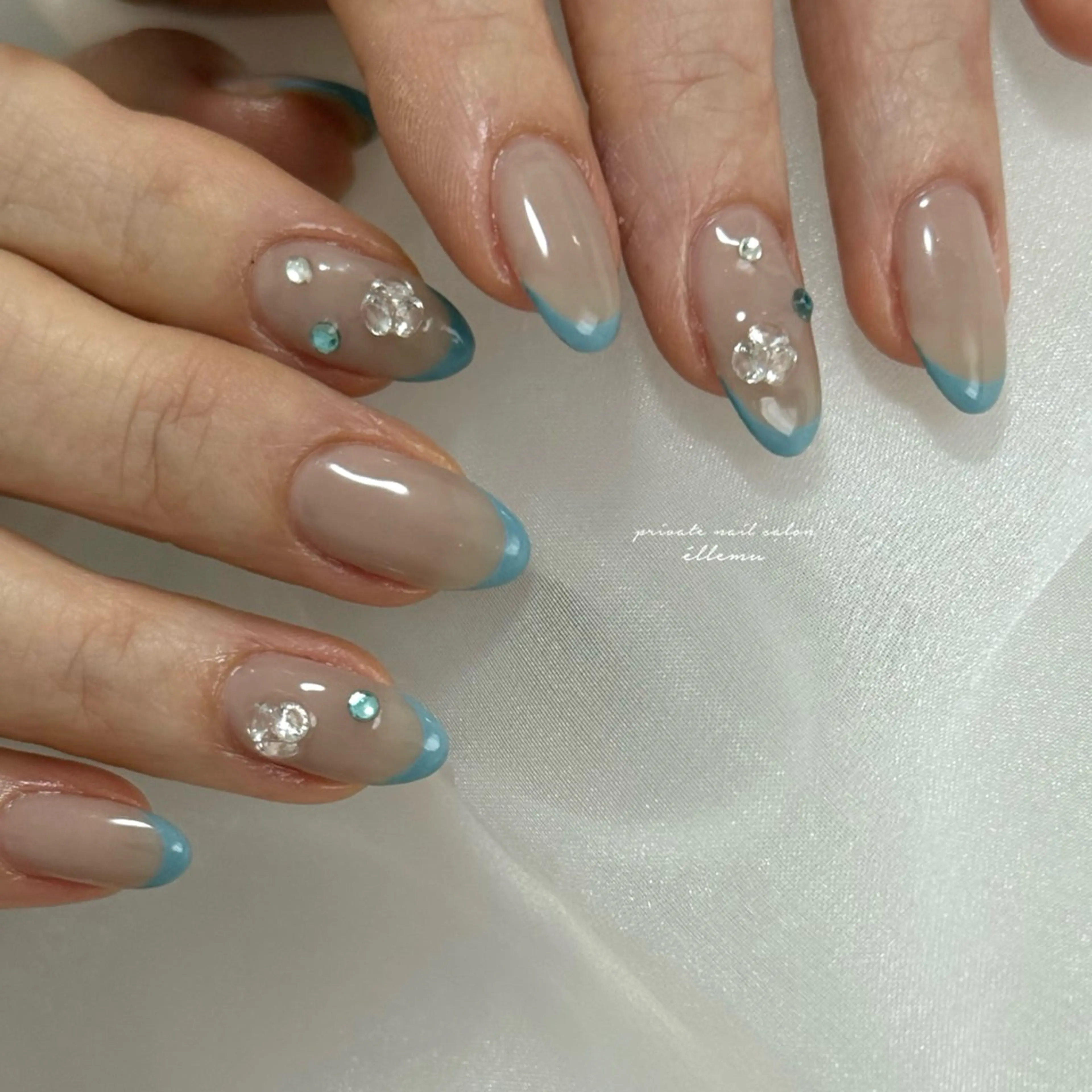 ネイル éllemu えるみゅのネイルデザイン