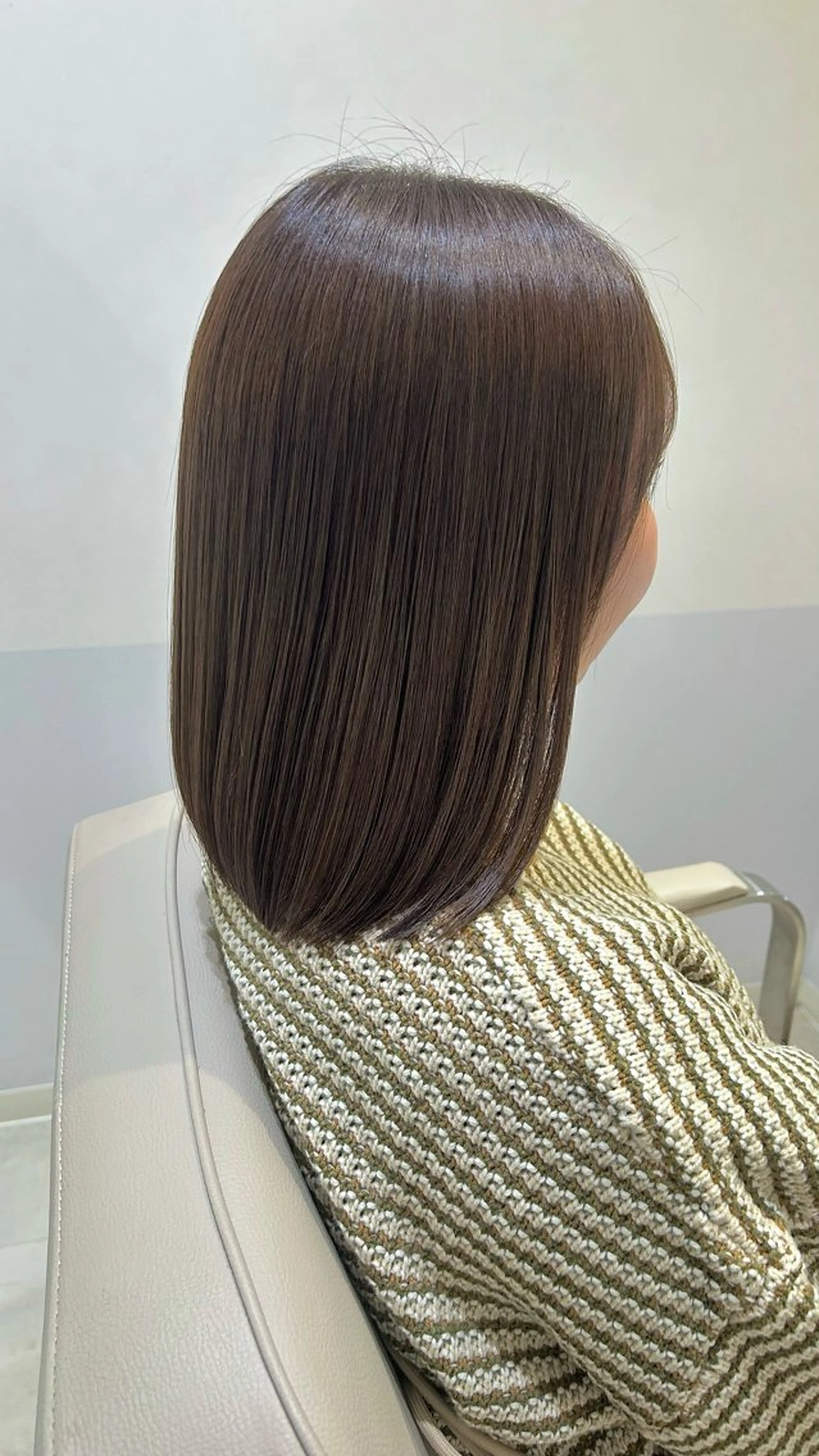 ミディアム カラー ベージュカラー 透明感カラー グレージュ カット ヘアカラー トリートメント Eleanor枚方店 店長　飛鳥　薫のヘアスタイル