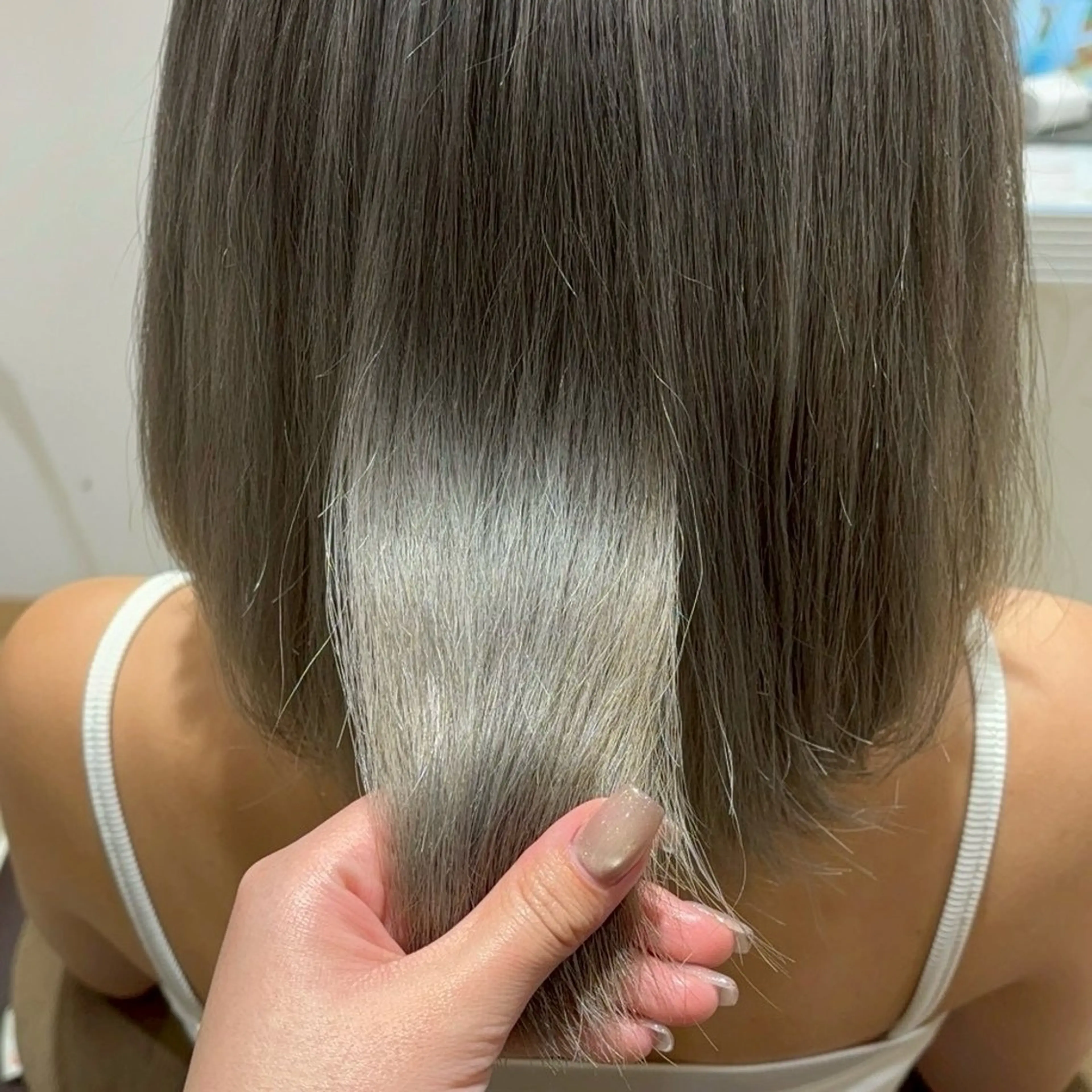 カラー 艶カラー🌟 ブリーチ/紅芭✨のヘアスタイル