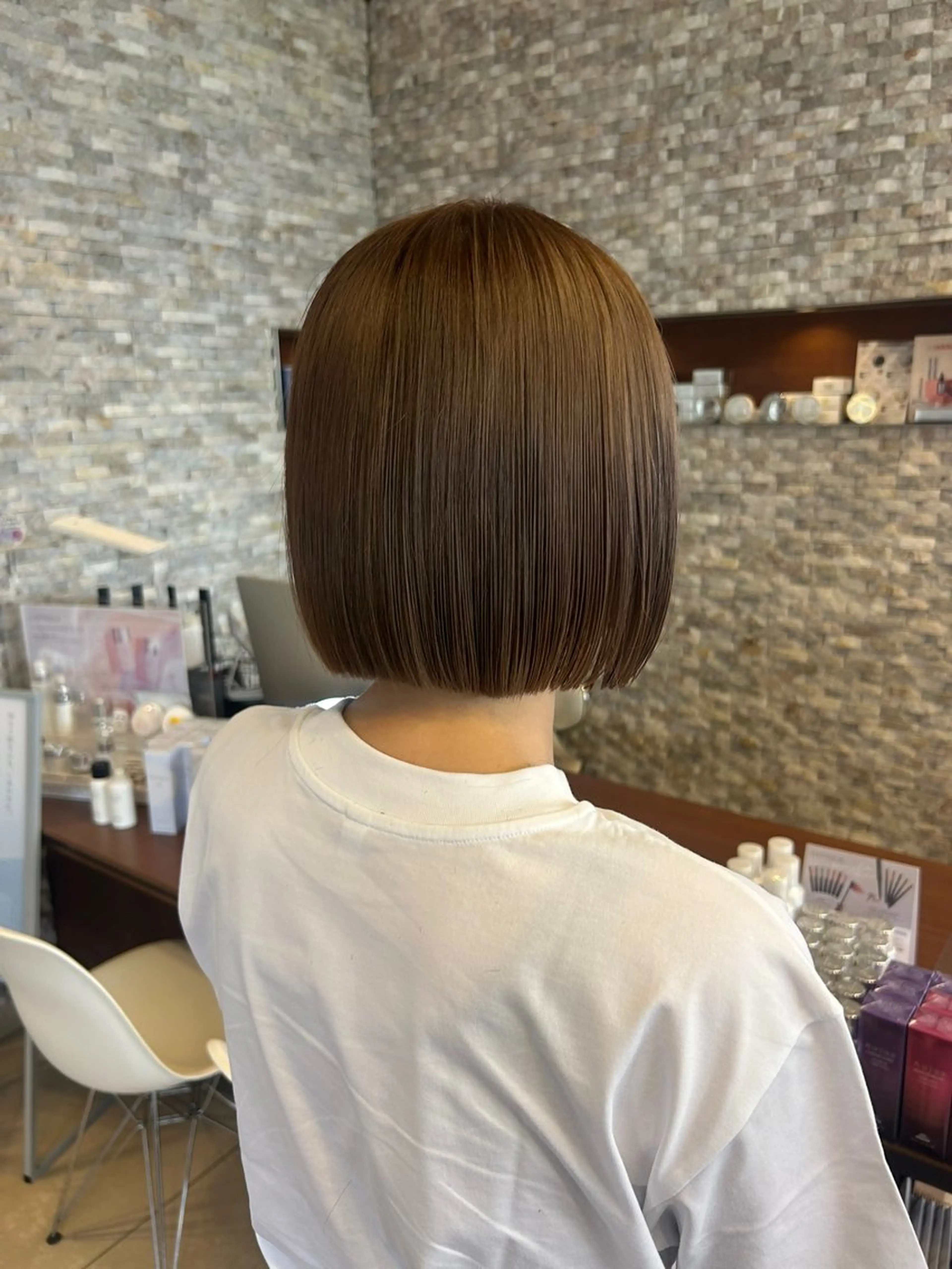 ショート カラー 丸山 莉世のヘアスタイル