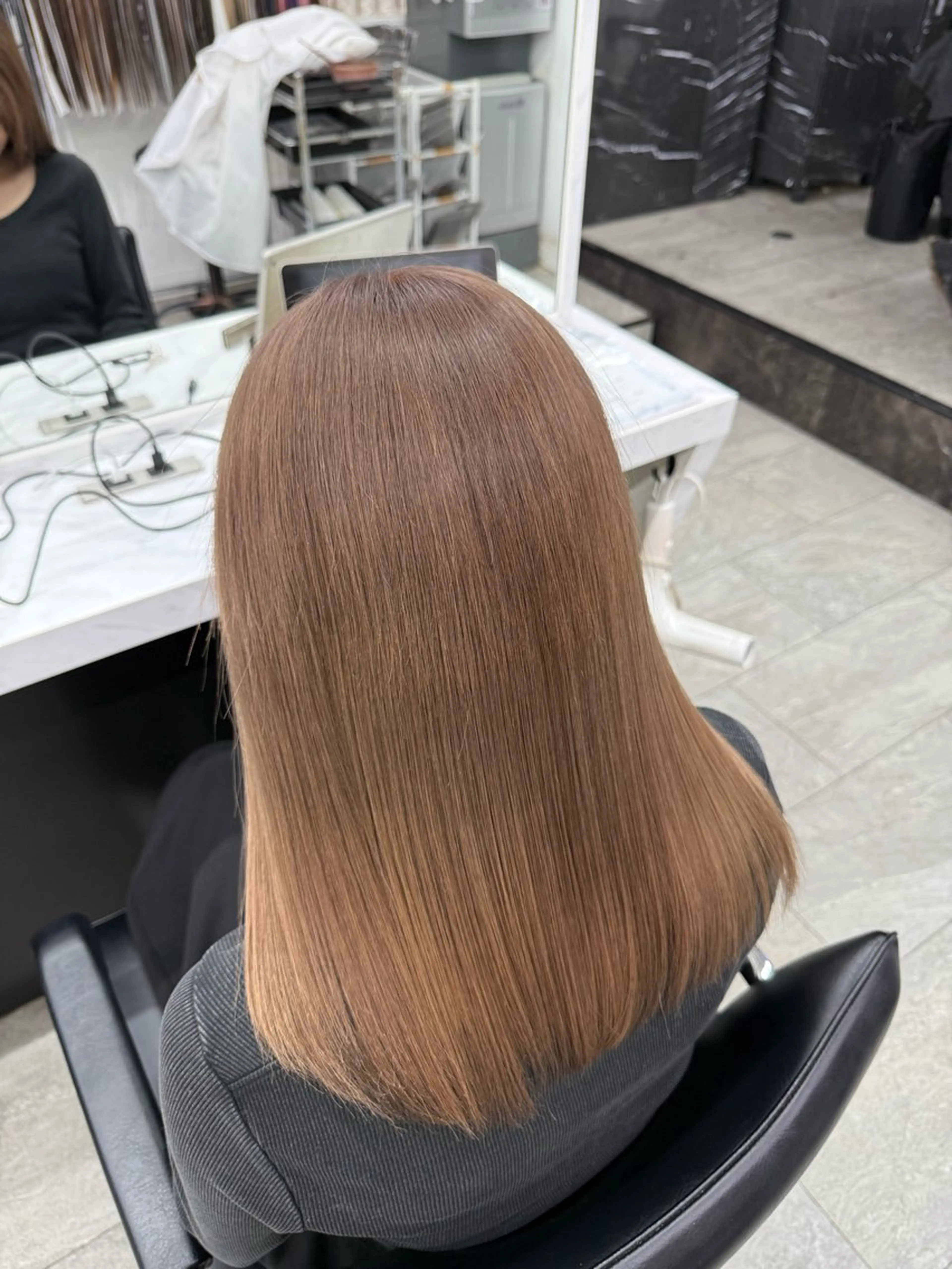 ミディアム ヘアカラー トリートメント miwa 🖤のヘアスタイル