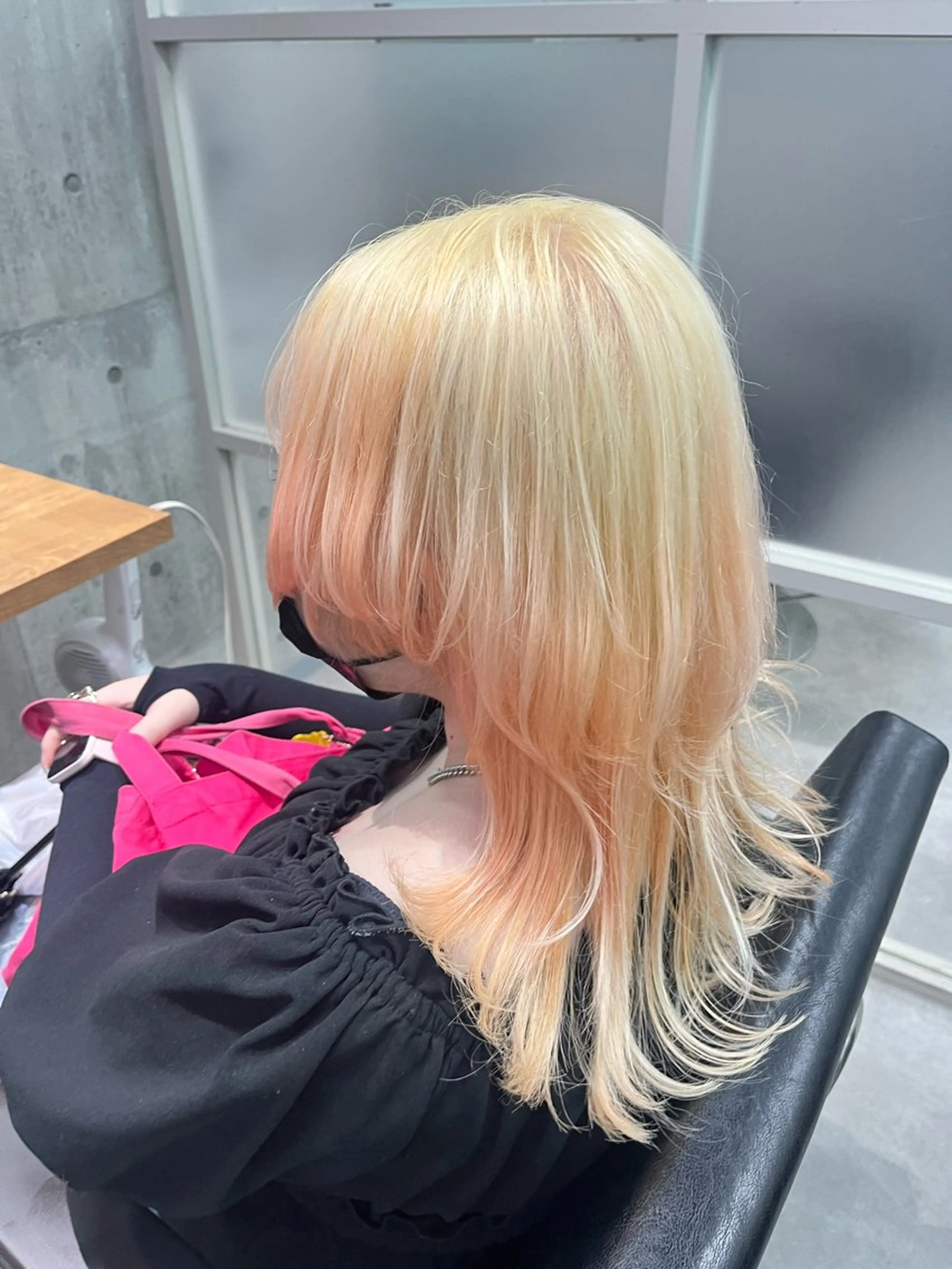 ロング カラー カット ヘアカラー トリートメント ヘアセット newi赤羽 HINATAのヘアスタイル