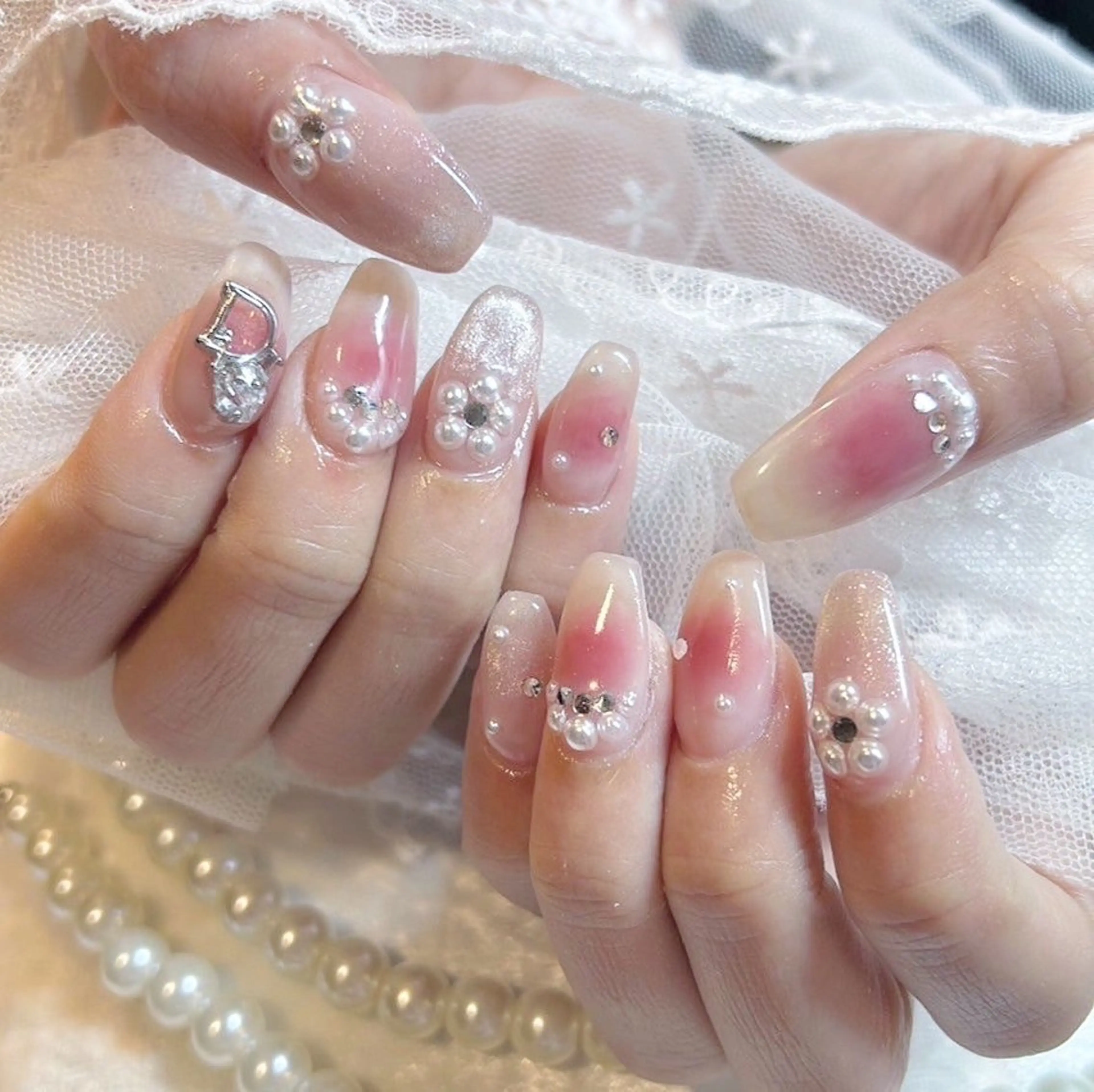 ネイル 長さ出し フットネイル 韓国ネイル マグネットネイル 持ち込み ハンドネイル フットネイル Minami 🍓のネイルデザイン