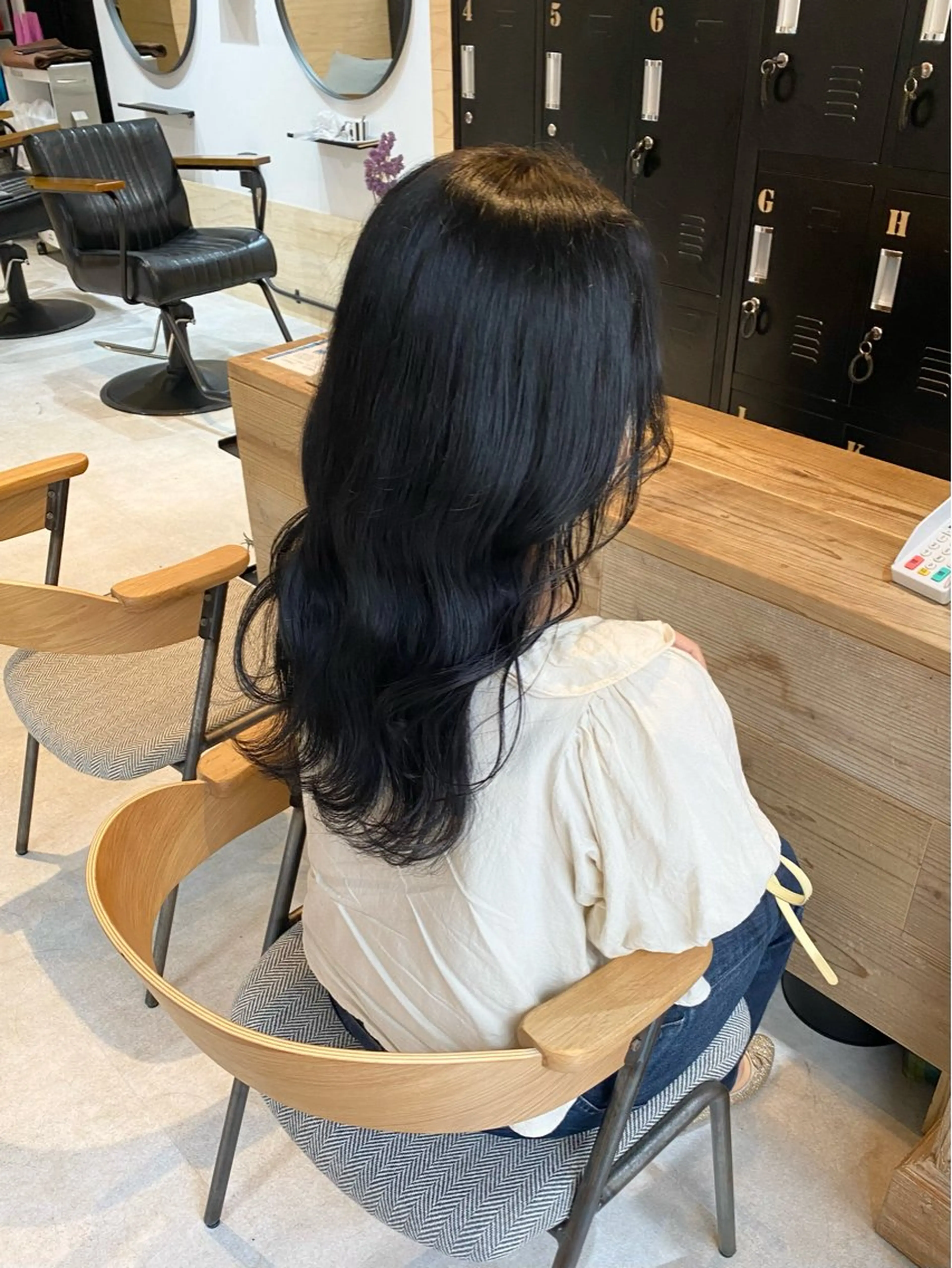 【ミニモ学割】【就活カラー】👔（暗染）＋マッサージシャンプー🧴の写真