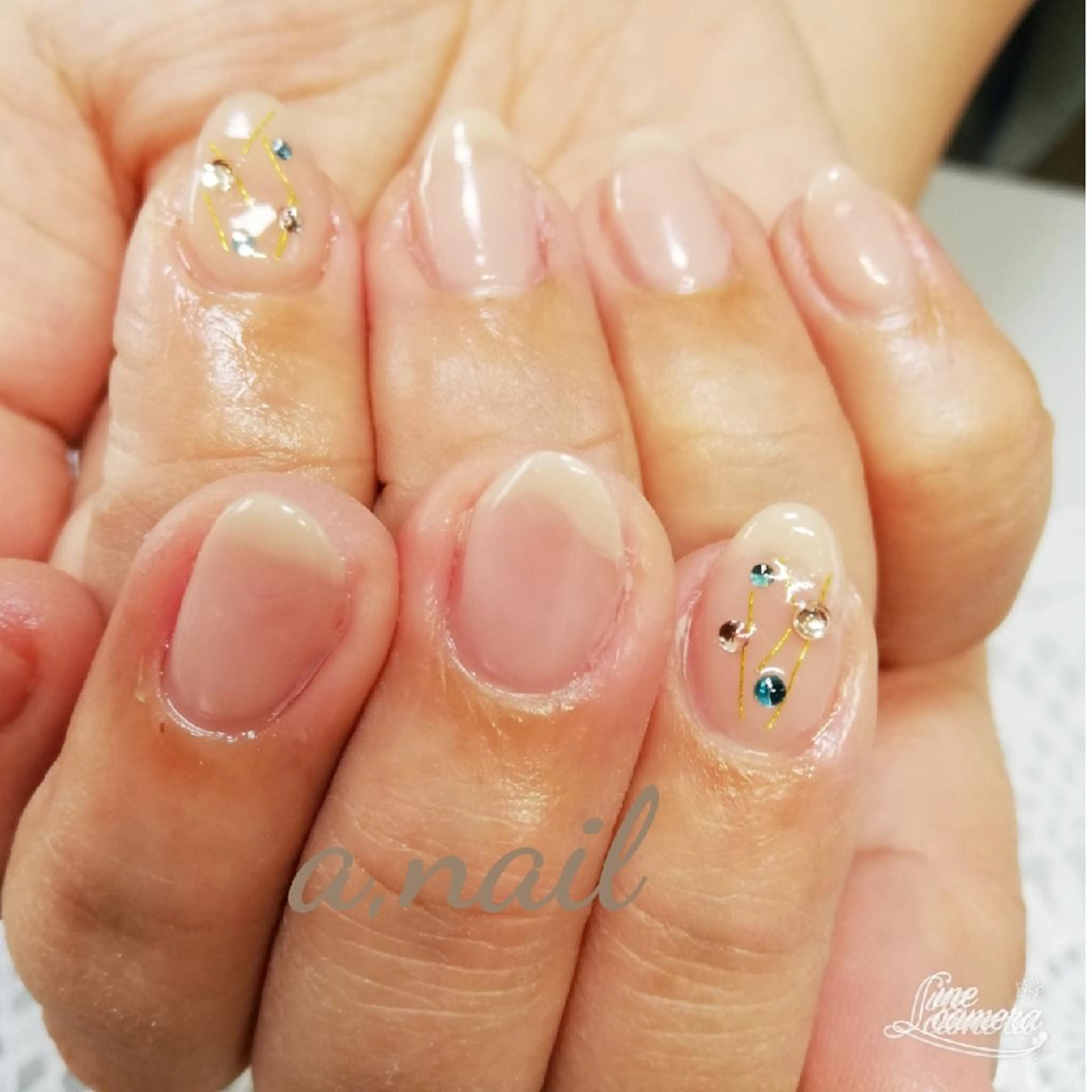 ネイル ピンク ストーンネイル ハンドネイル ネイルサロン エーネイルのネイルデザイン