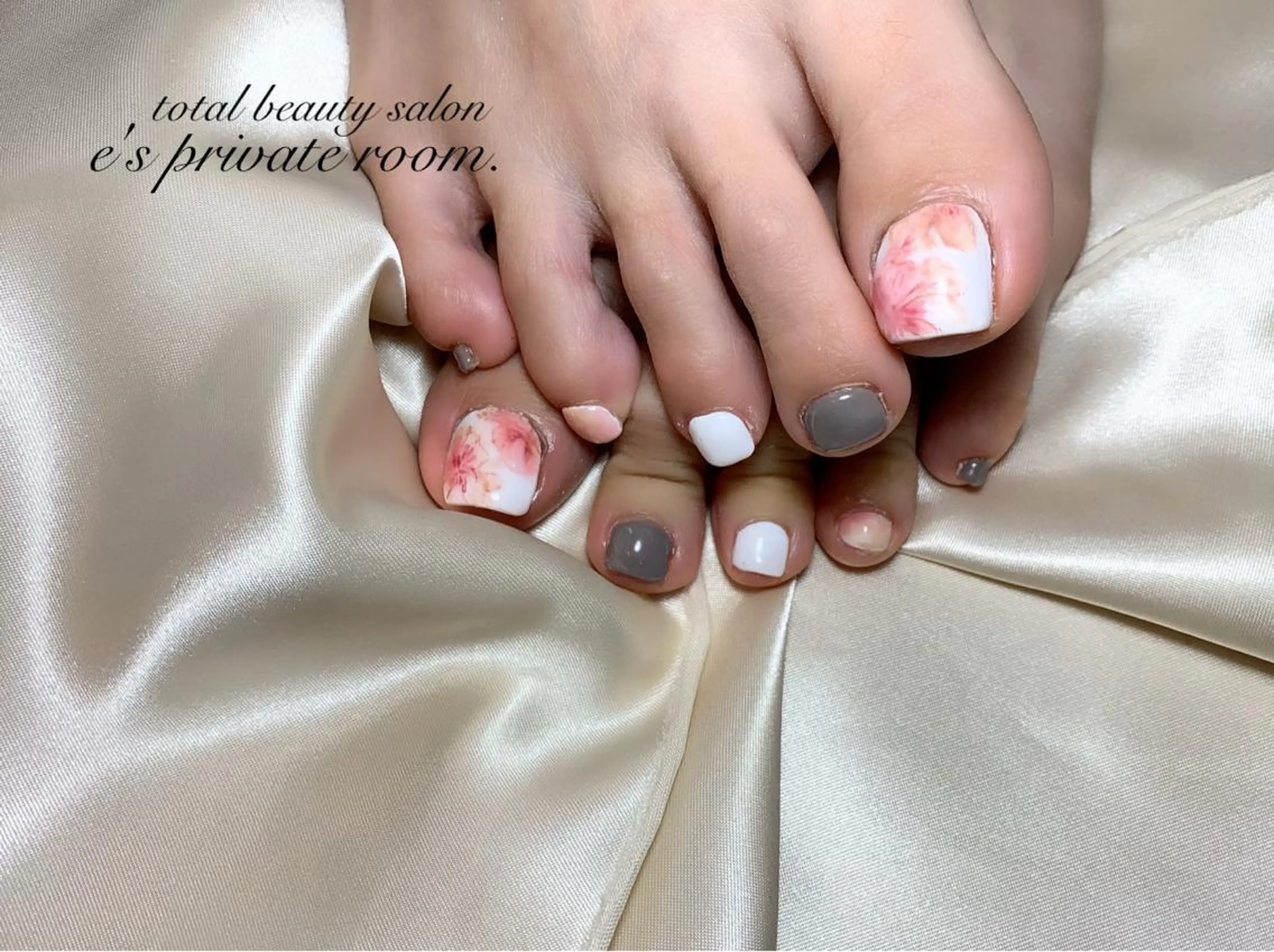 ネイル LAVISH nail salonのネイルデザイン