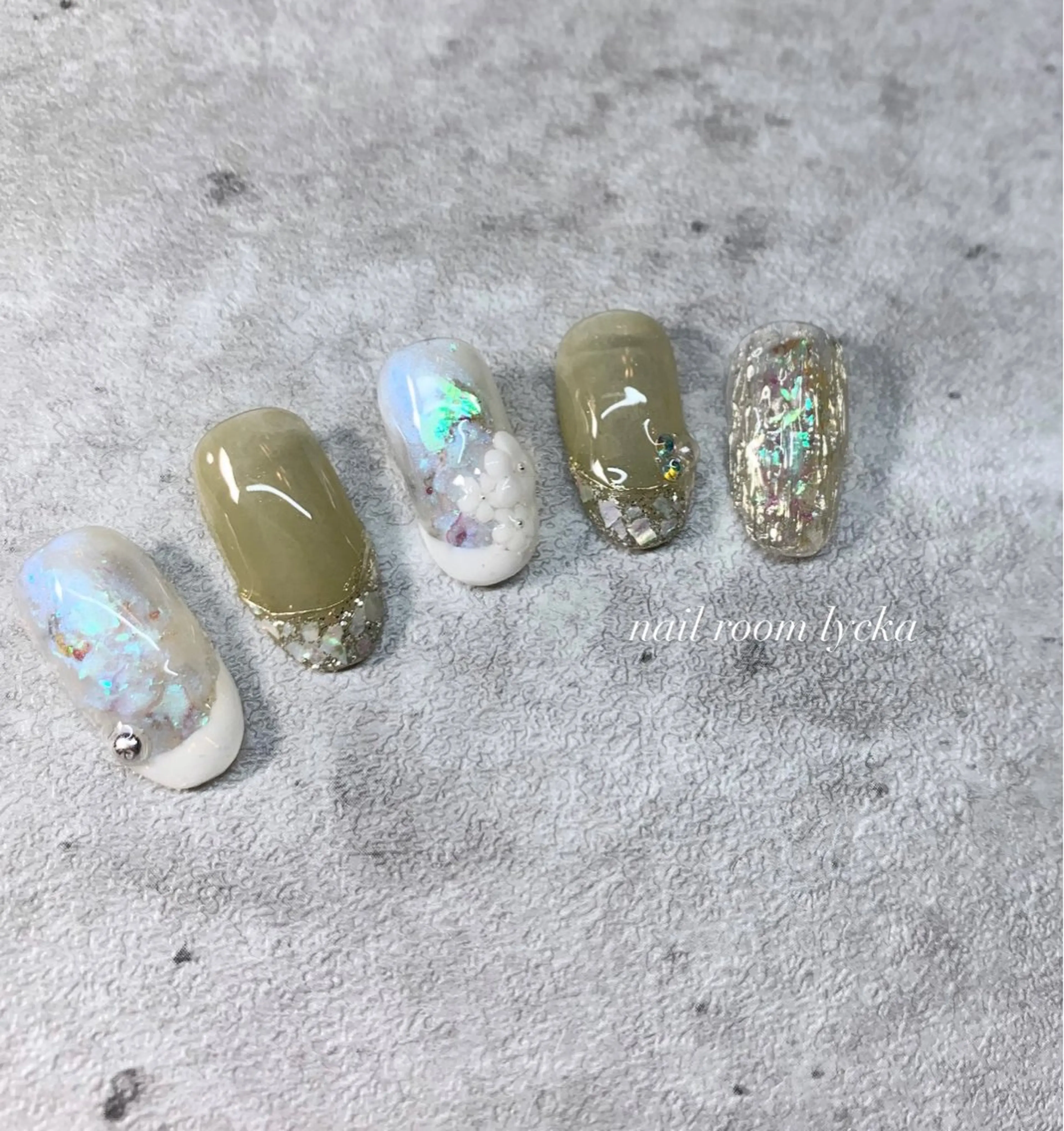 ネイル ﾈｲﾙﾙｰﾑﾘｯｶ 𝐦𝐚𝐲𝐮のネイルデザイン