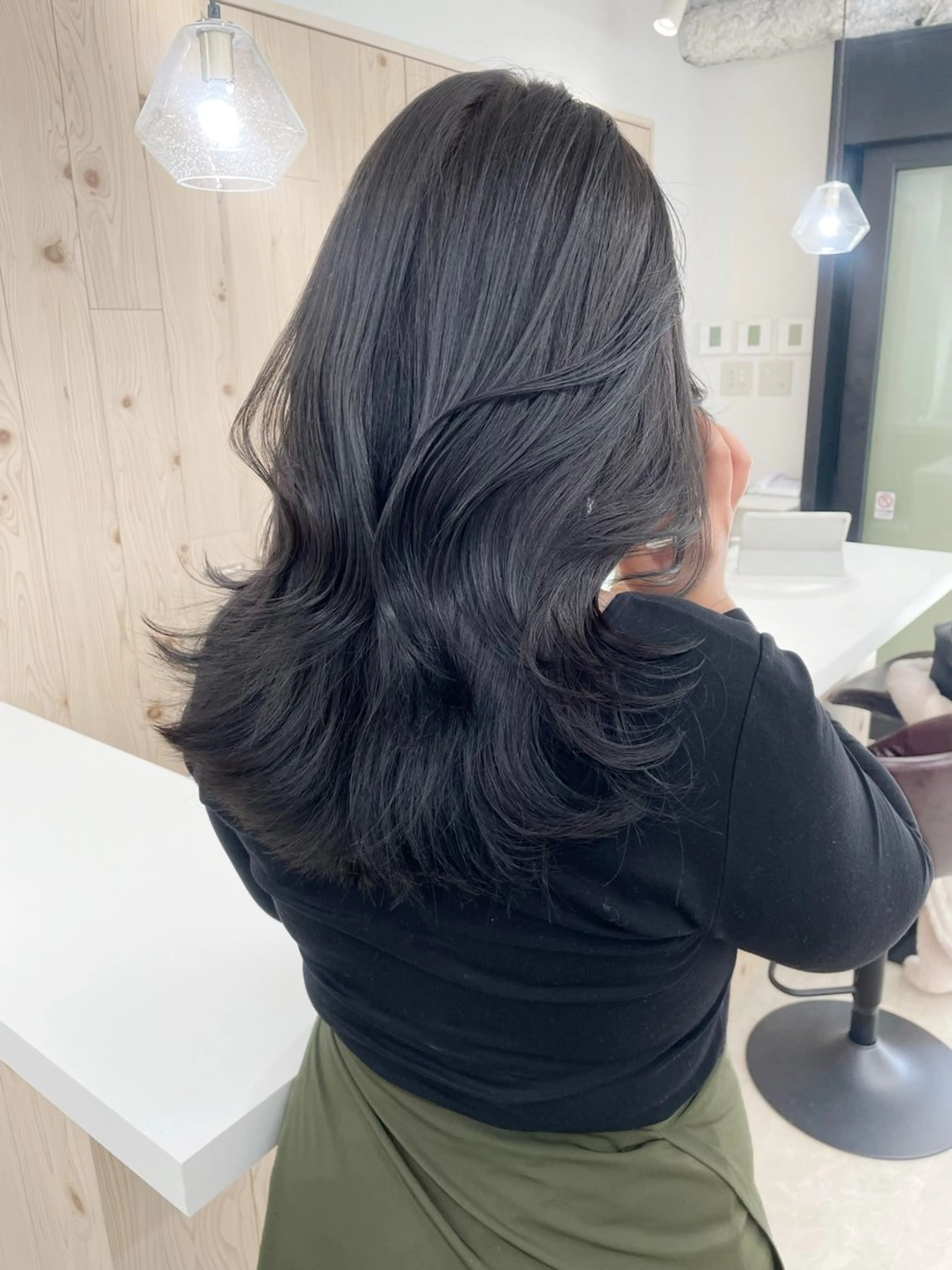 セミロング カラー カット ヘアカラー トリートメント ヘアセット 新宿/韓国ヘア/ 髪質改善ストレートのヘアスタイル