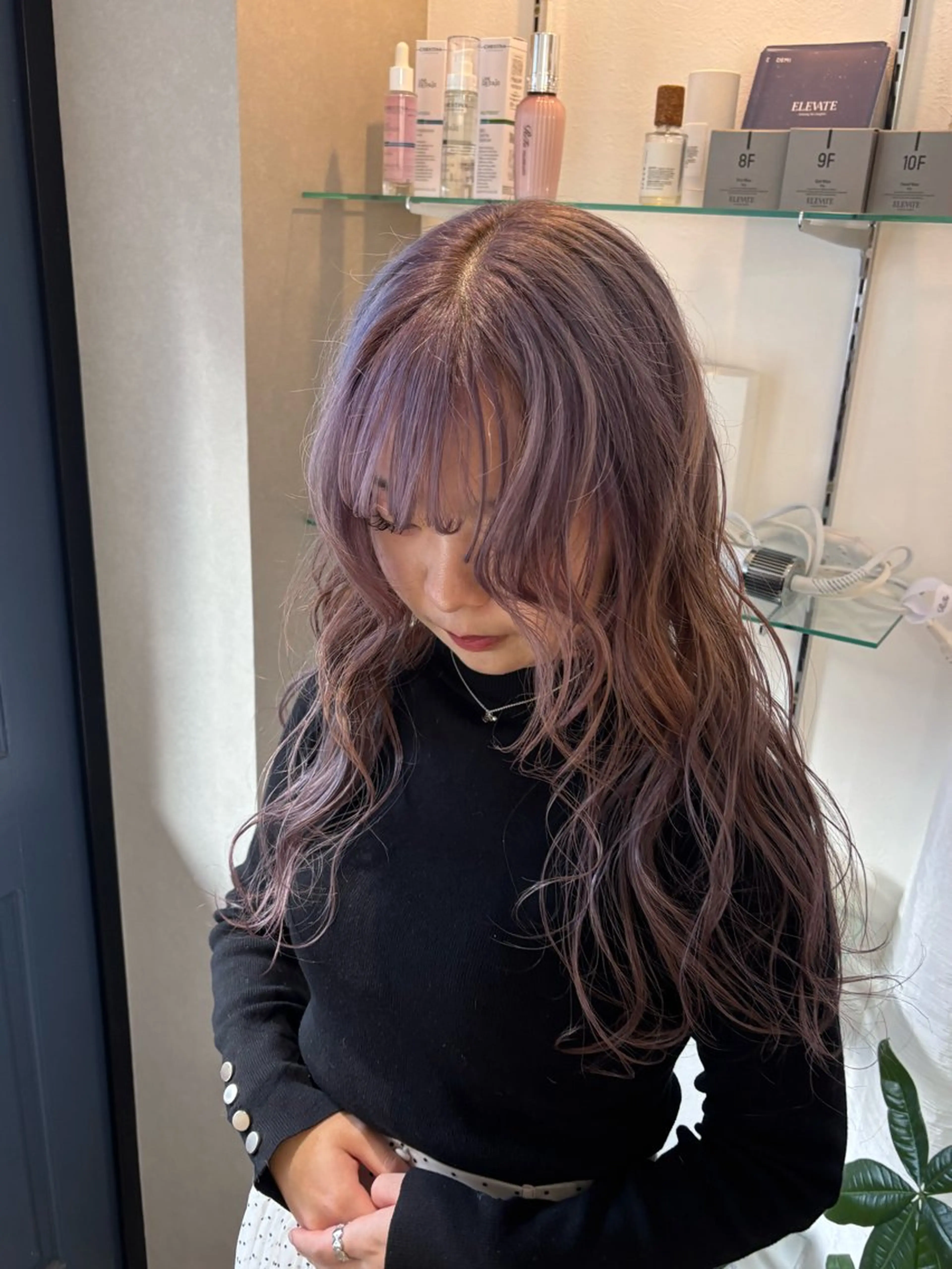 ☘️スロウカラー＋前処理水素オイル付☘️発色やもちの良いカラー剤を使用させていただきます🌷の写真