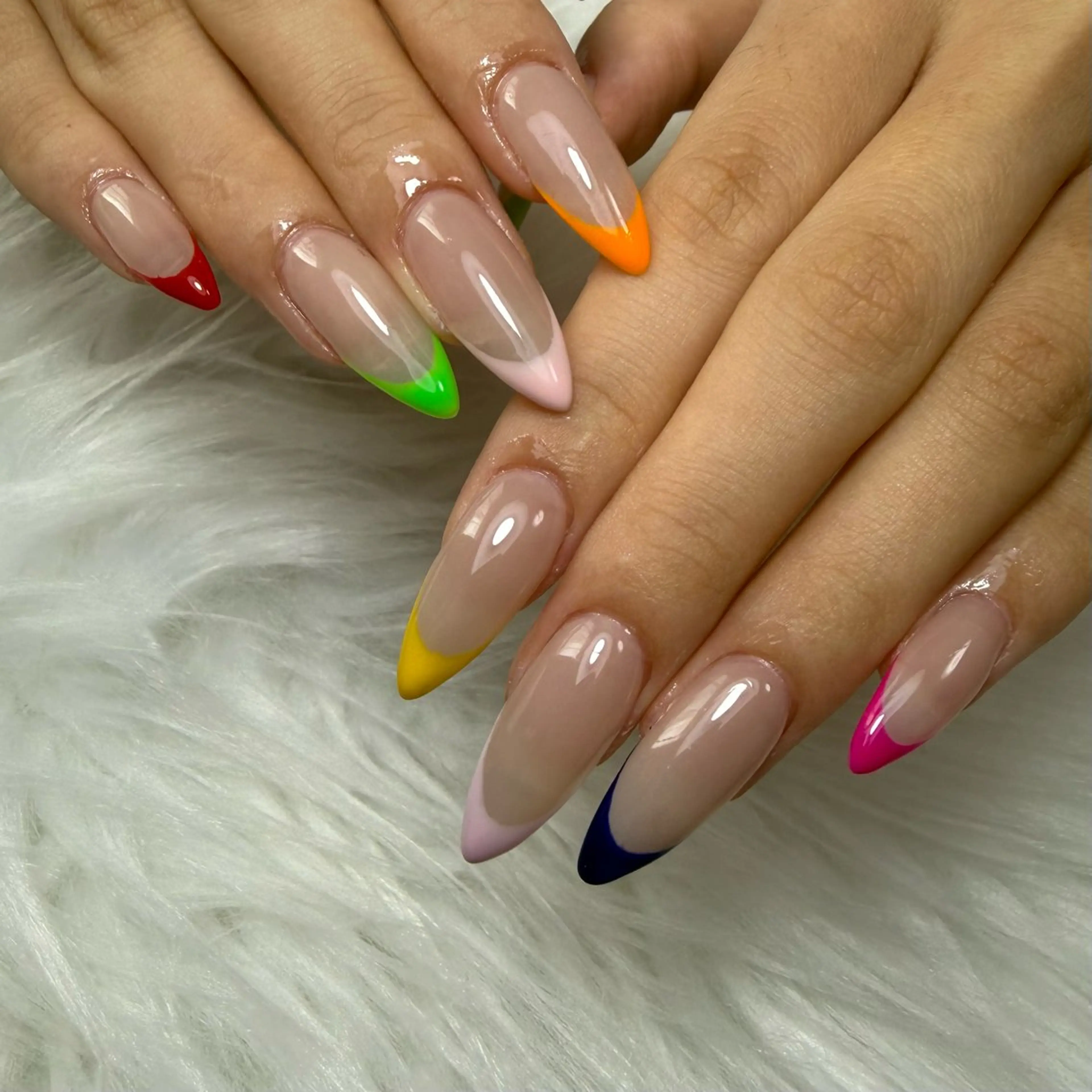 ネイル フレンチネイル ネイルチップ ハンドネイル L'ino nailのネイルデザイン