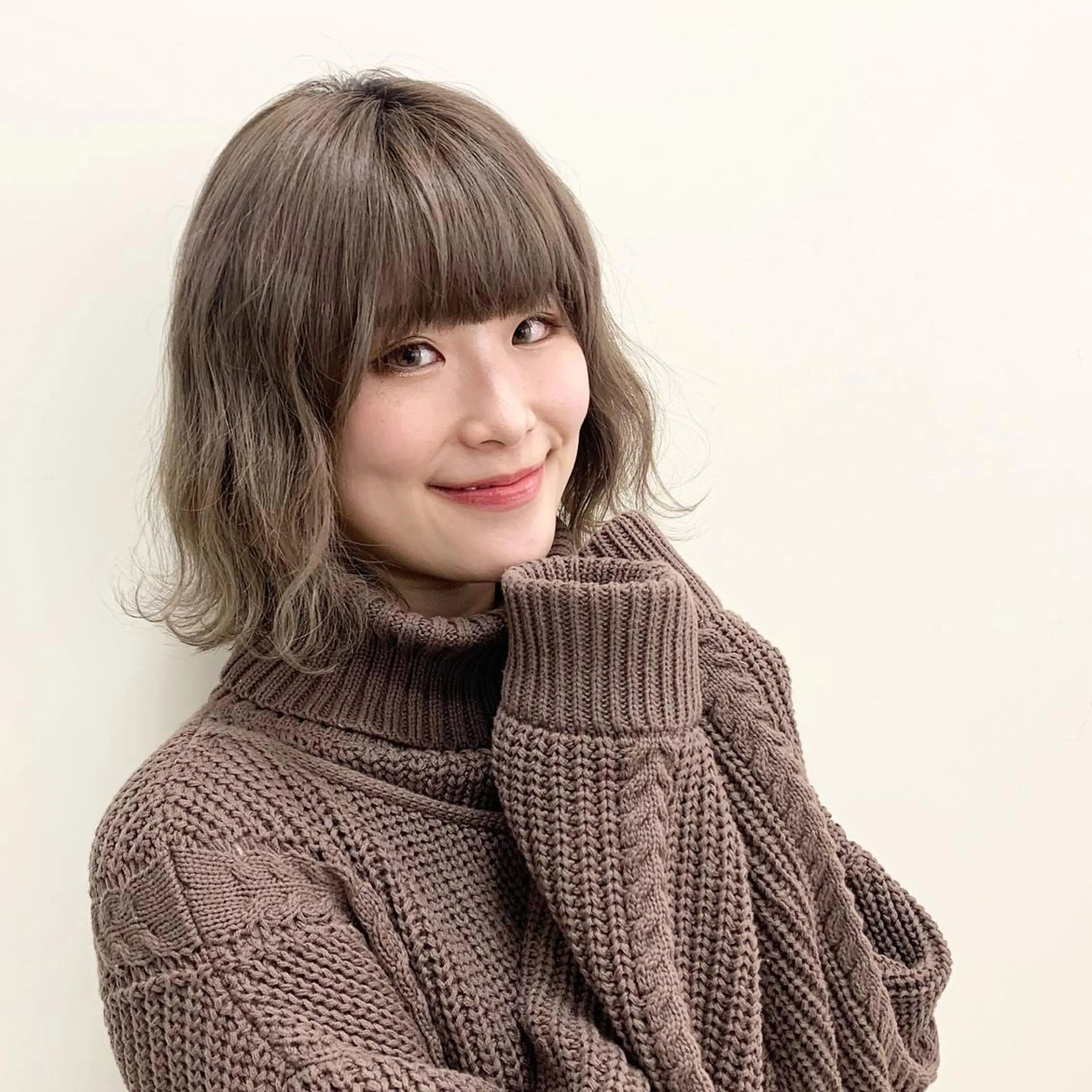 ミディアム 倉持美雪 ＊幸せの伝導師＊のヘアスタイル