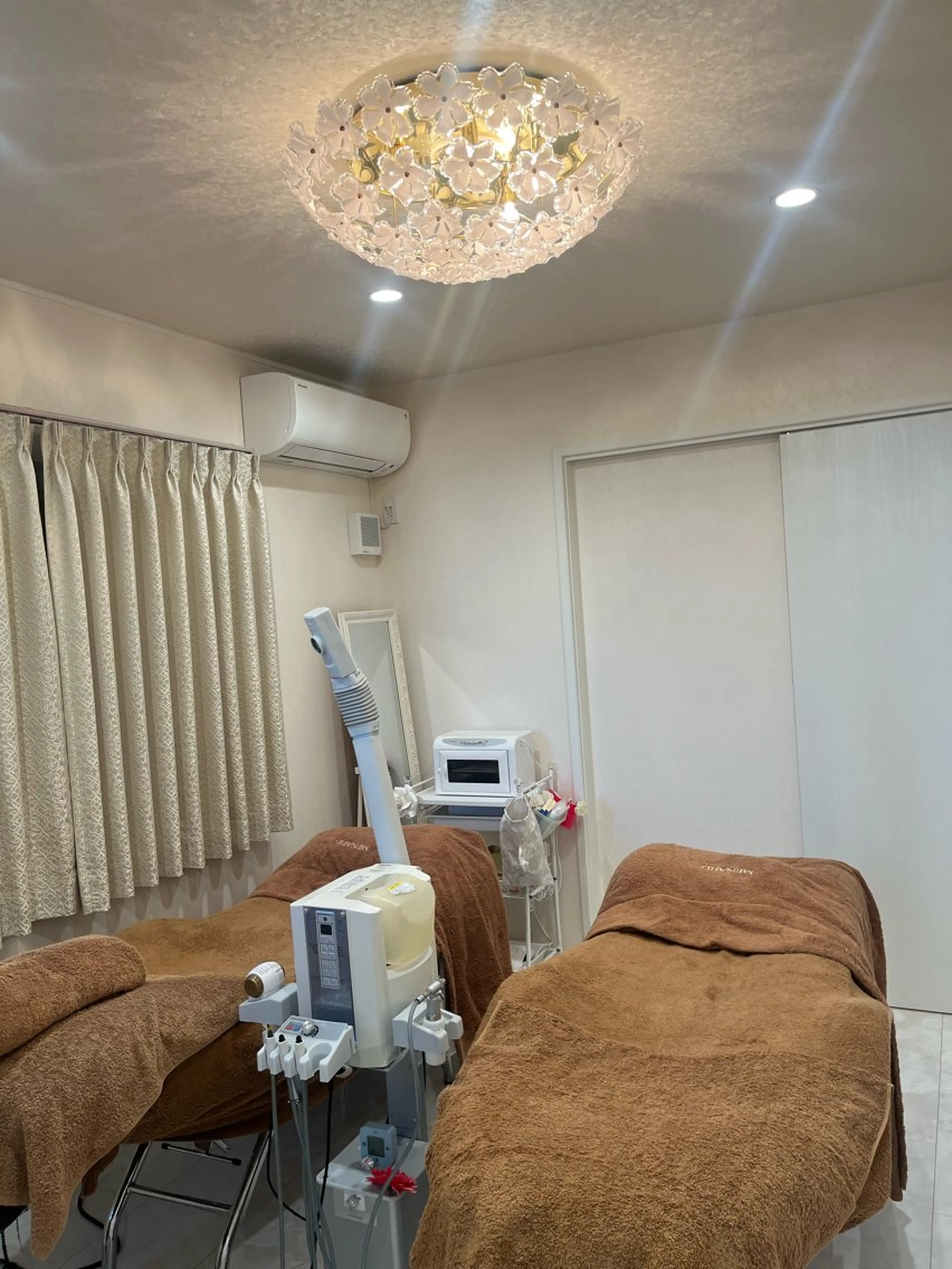 肌質改善サロン 来店プレゼントありのエステ・リラクイメージ