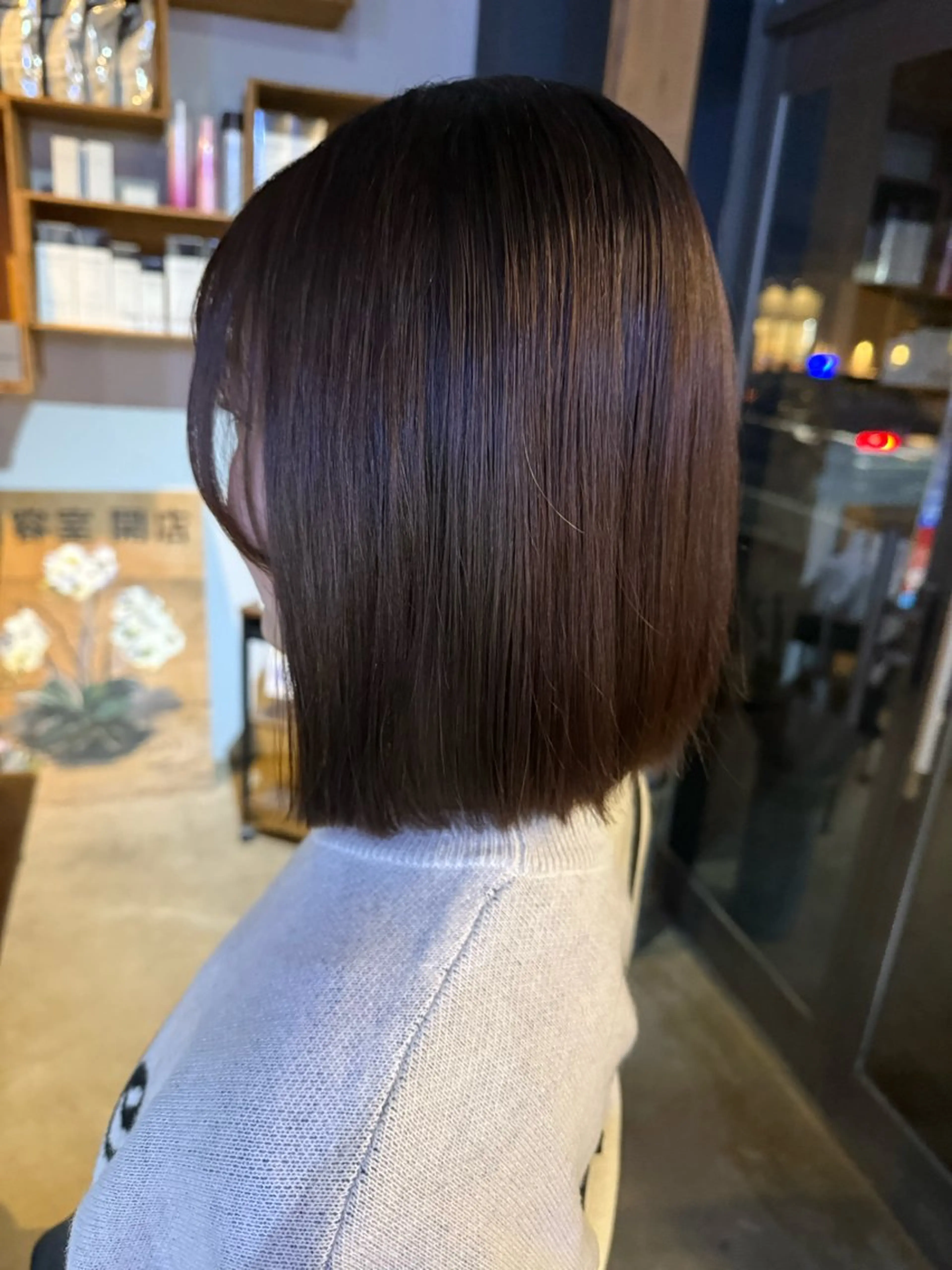 ショート ボブ 隅内 桃香のヘアスタイル