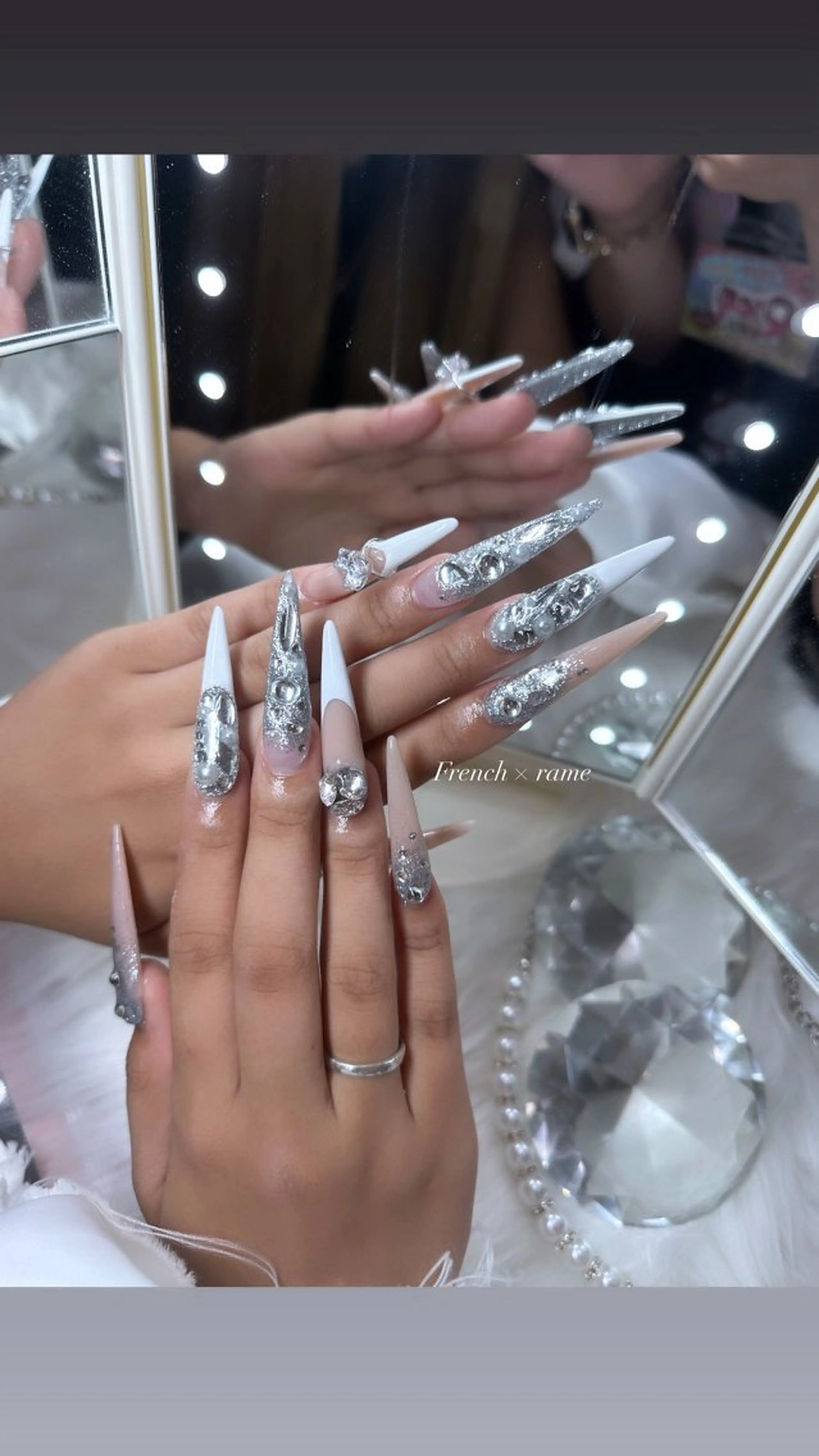 ネイル 加納 莉音のネイルデザイン