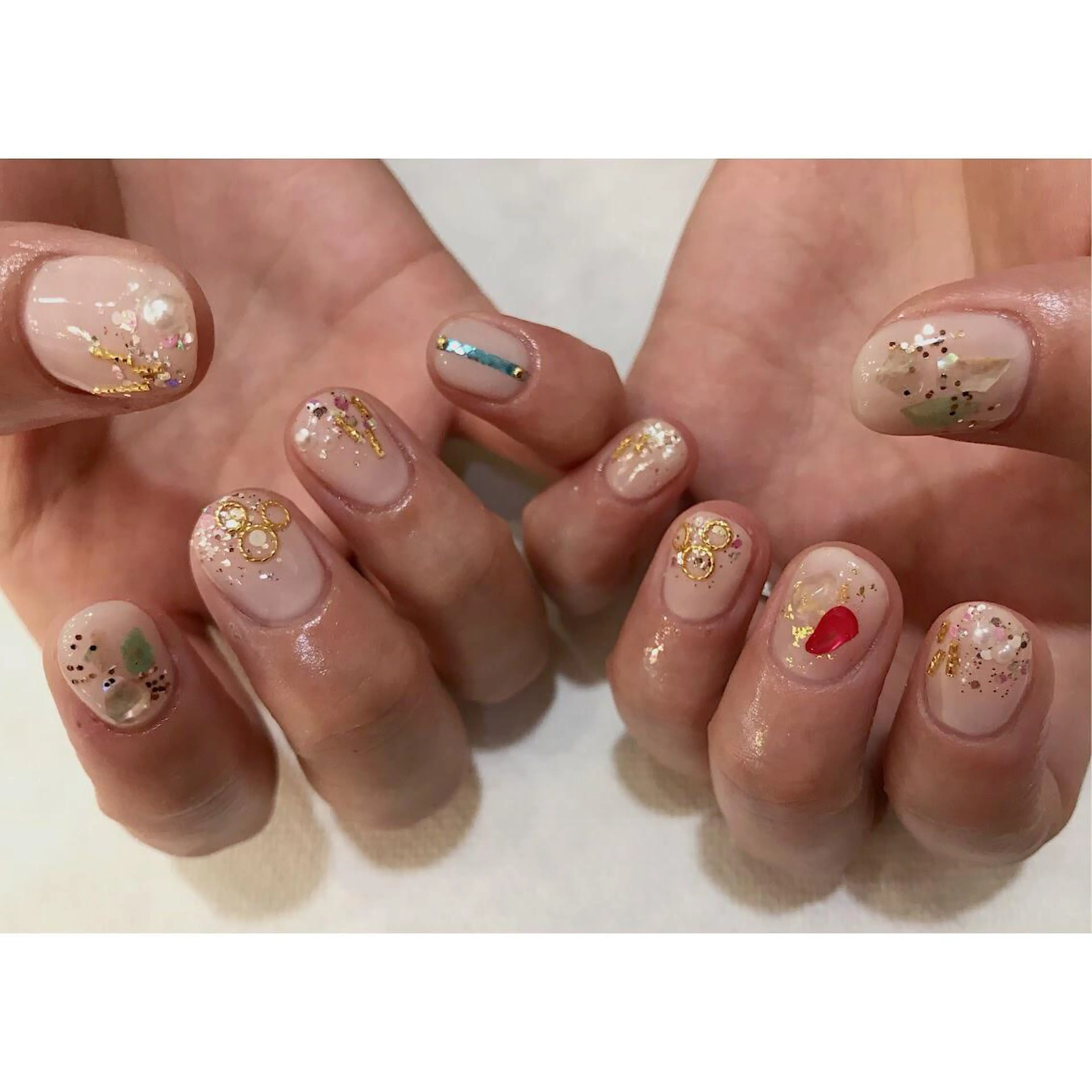 ネイル ニュアンスネイル シンプルネイル 山田 真里のネイルデザイン