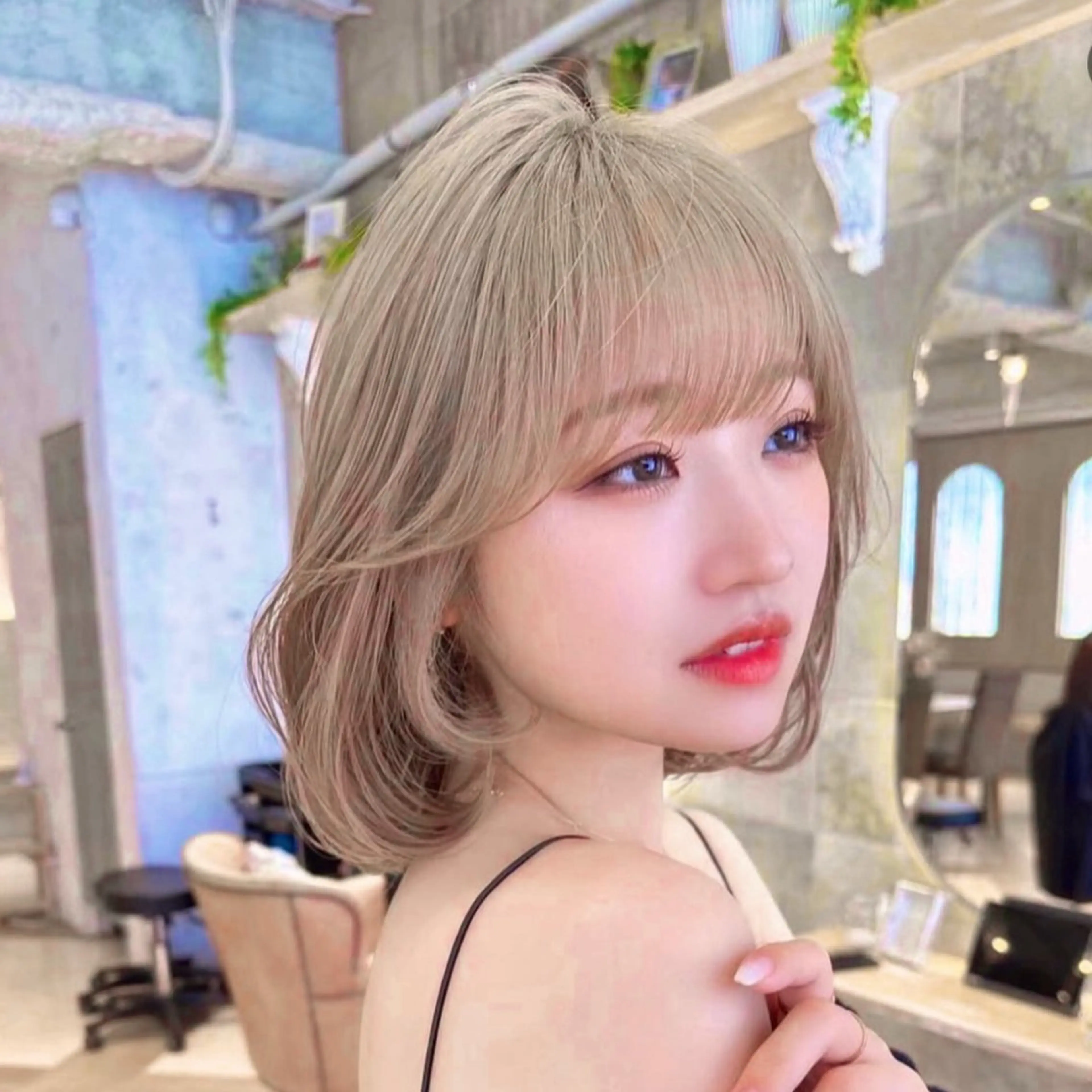 ミディアム カラー カット ヘアカラー トリートメント レイヤー|縮毛矯正 |韓国ボブ|岡田洸太のヘアスタイル