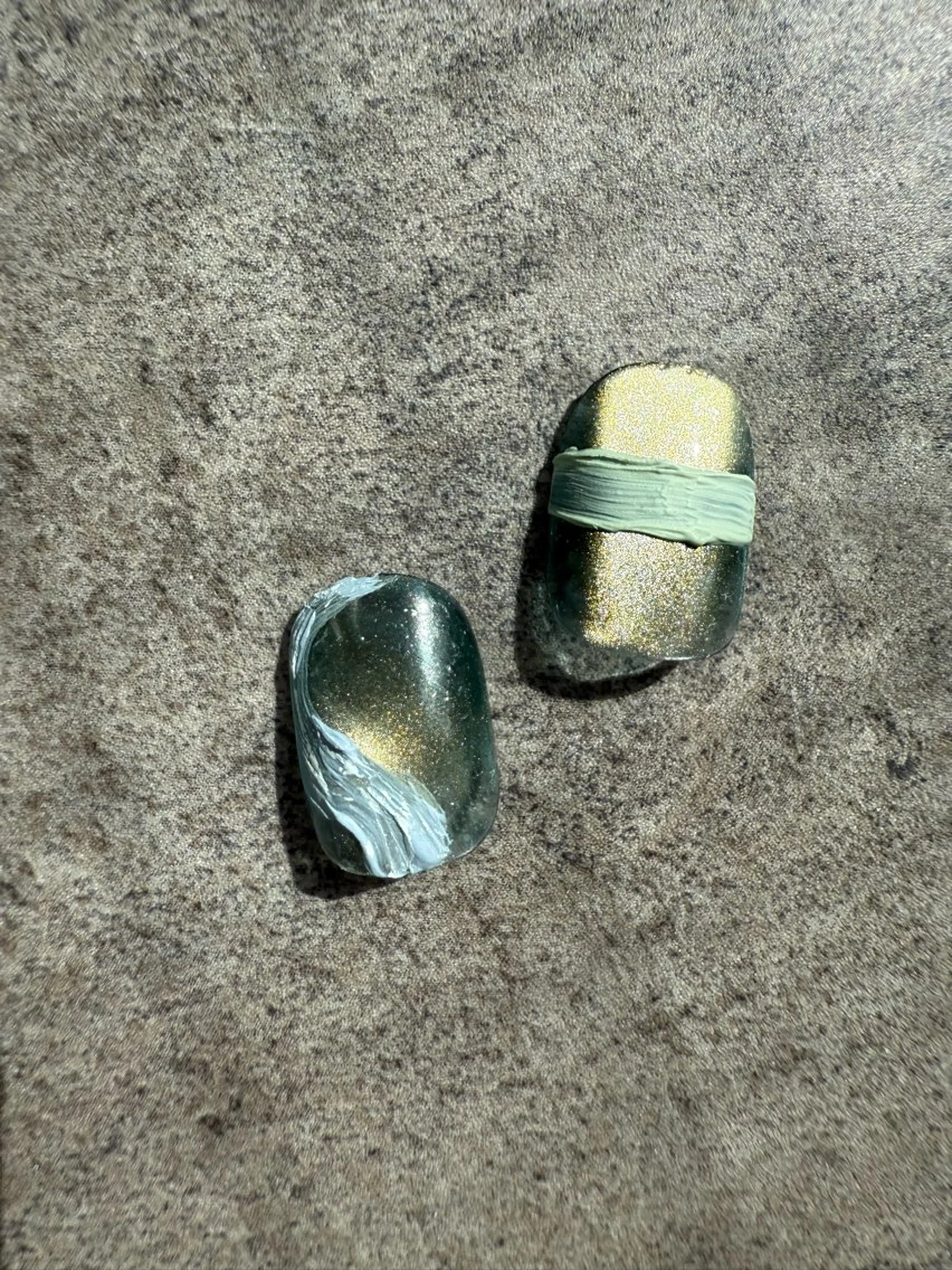 ネイル マグネットネイル atelierLMN Harukaのネイルデザイン