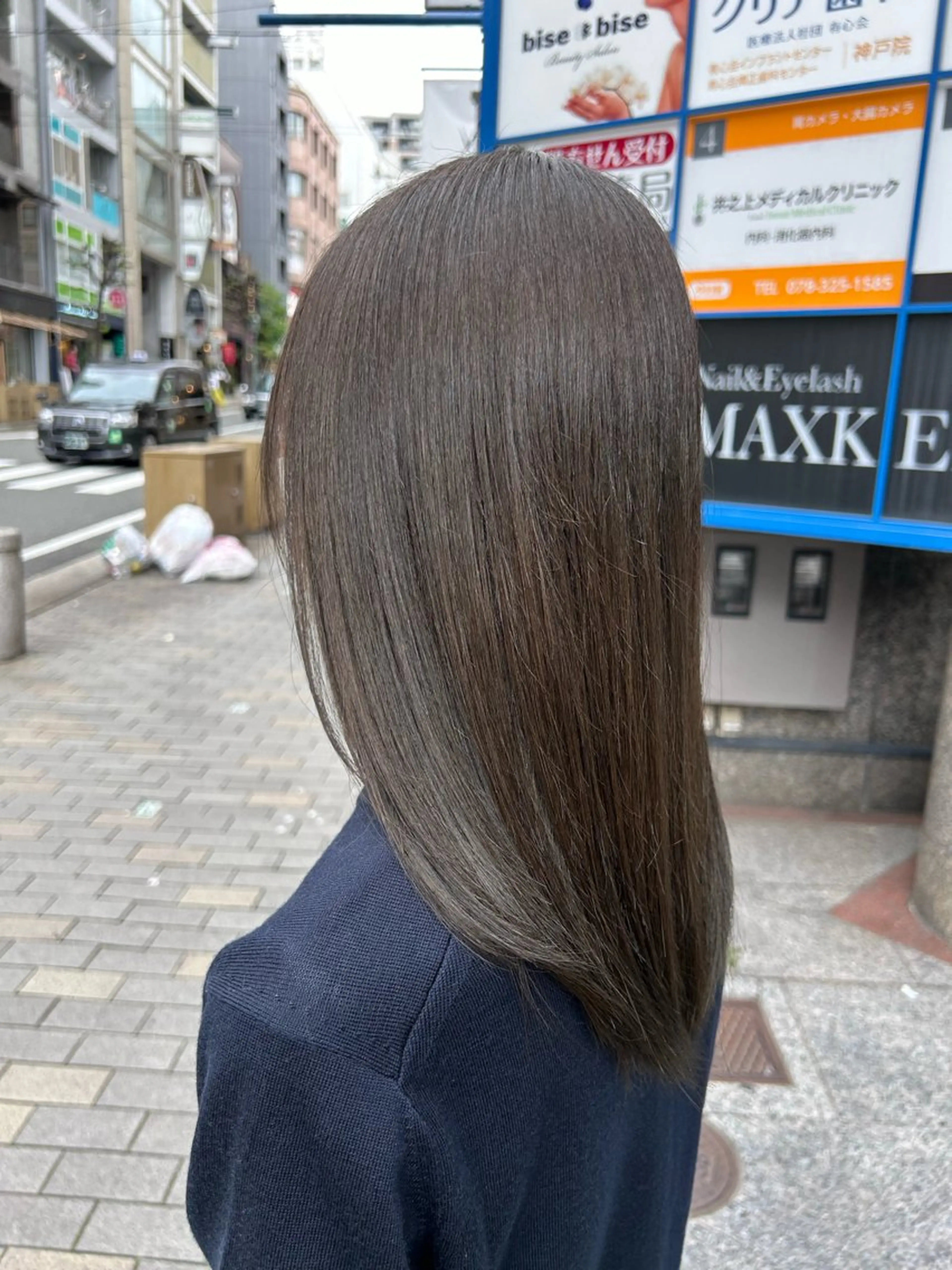 ミディアム カラー ブラウンカラー オリーブブラウン 瀬川 夏緒のヘアスタイル