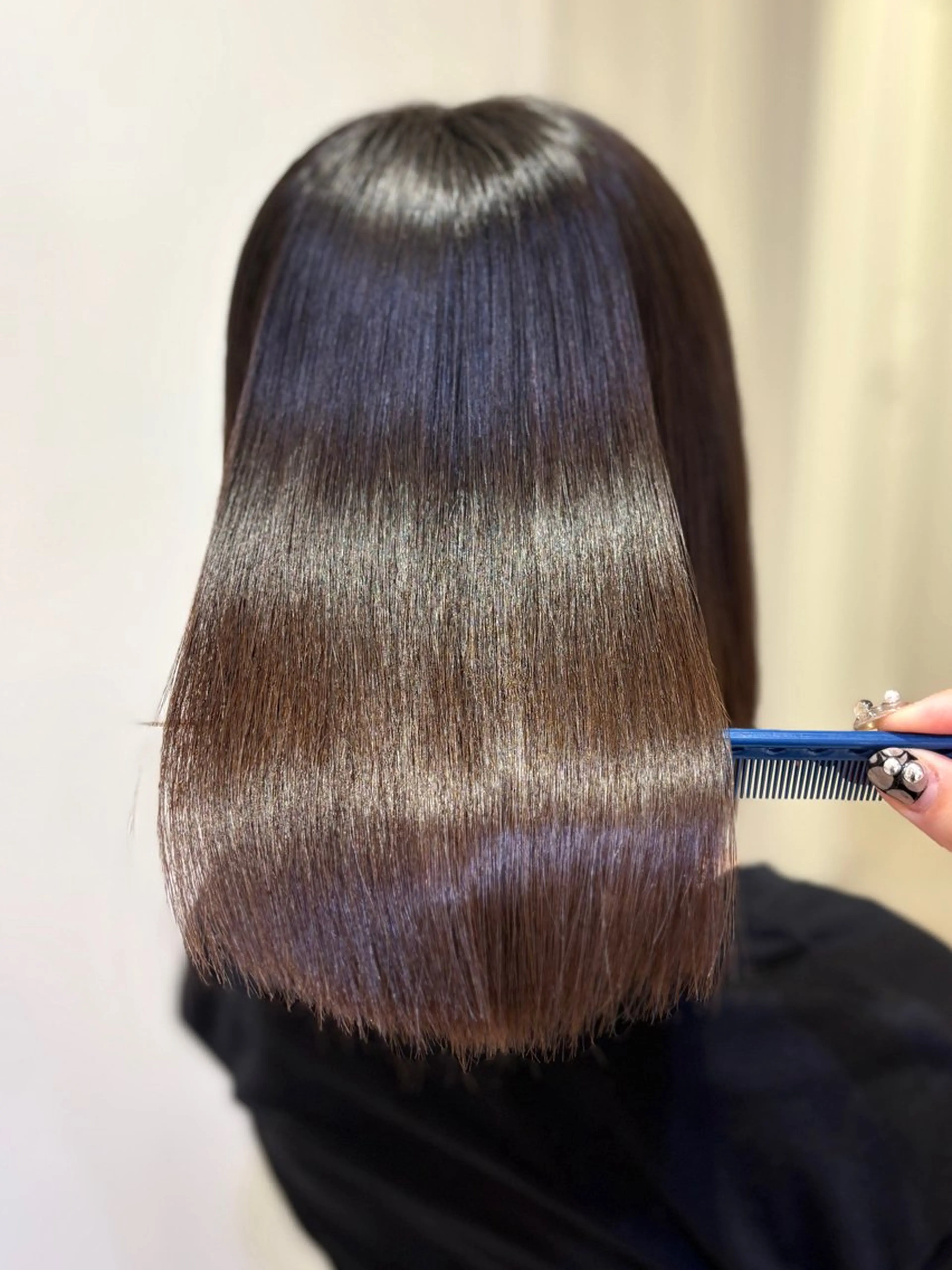 ミディアム カラー 💙mai🫧 縮毛矯正・ハイライトのヘアスタイル