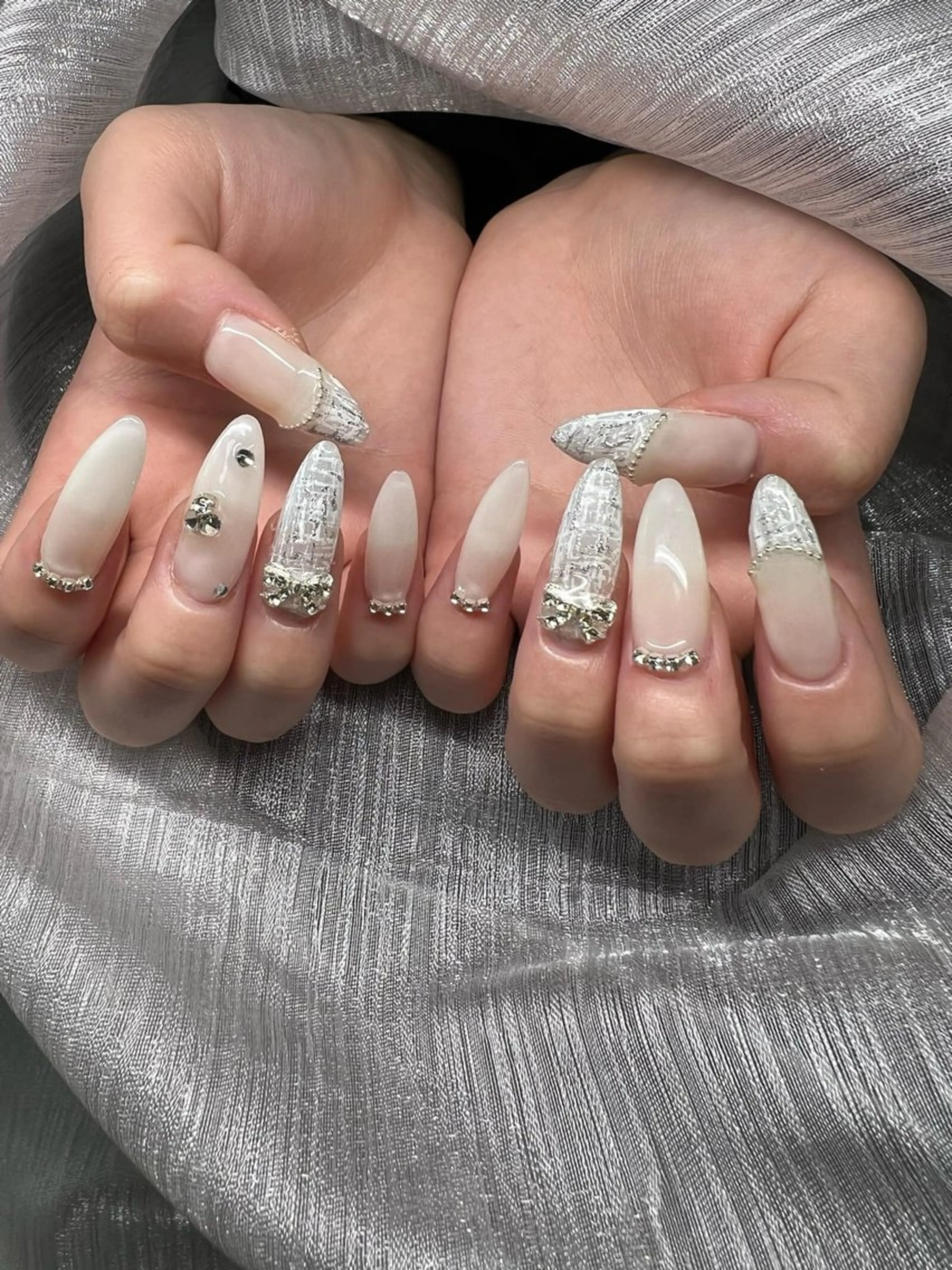 ネイル オーロラネイル チークネイル 長さ出し フットネイル フレンチネイル Lee Nails チップ長さだし専門店のネイルデザイン