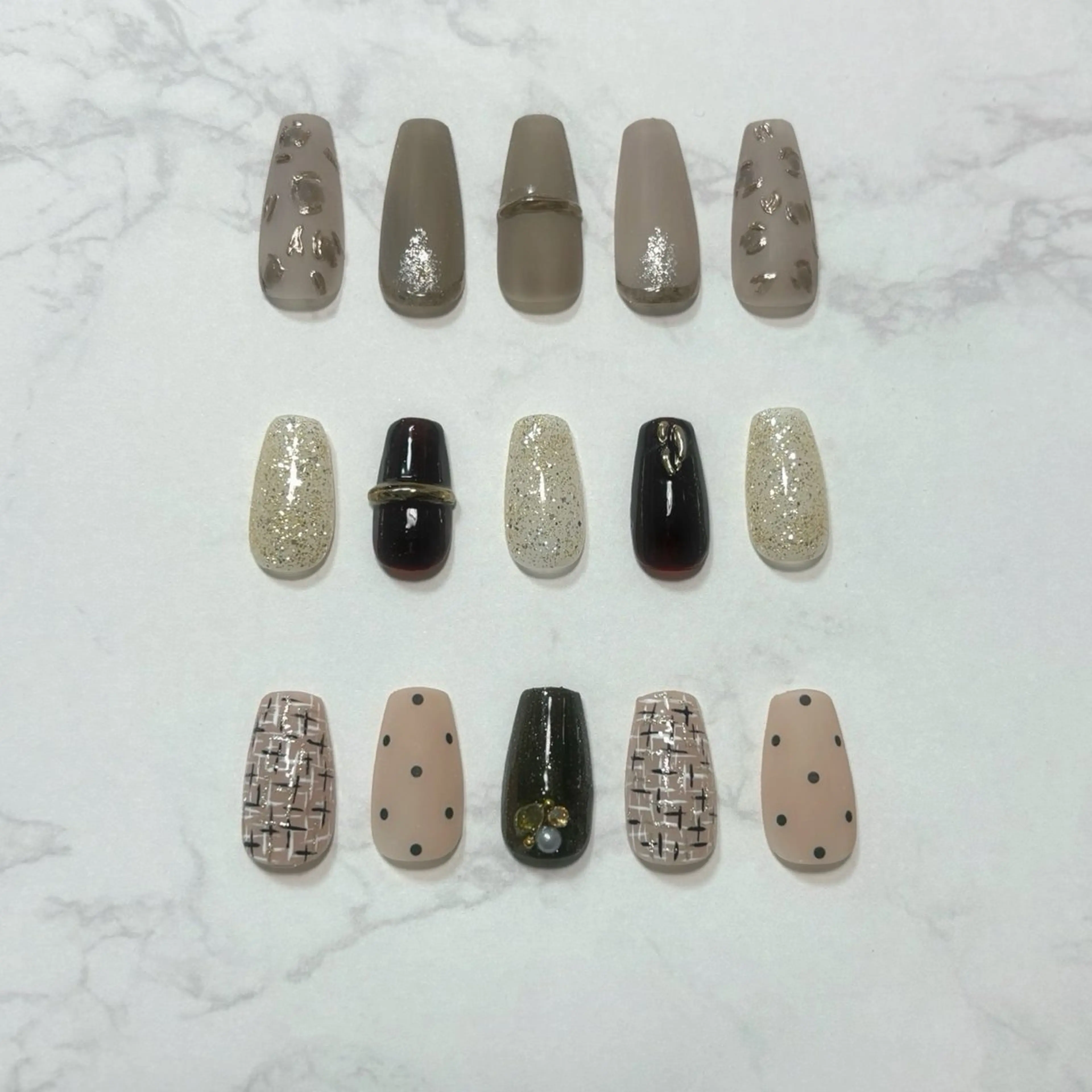 ネイル ハンドネイル Allybell🫧 Momokaのネイルデザイン