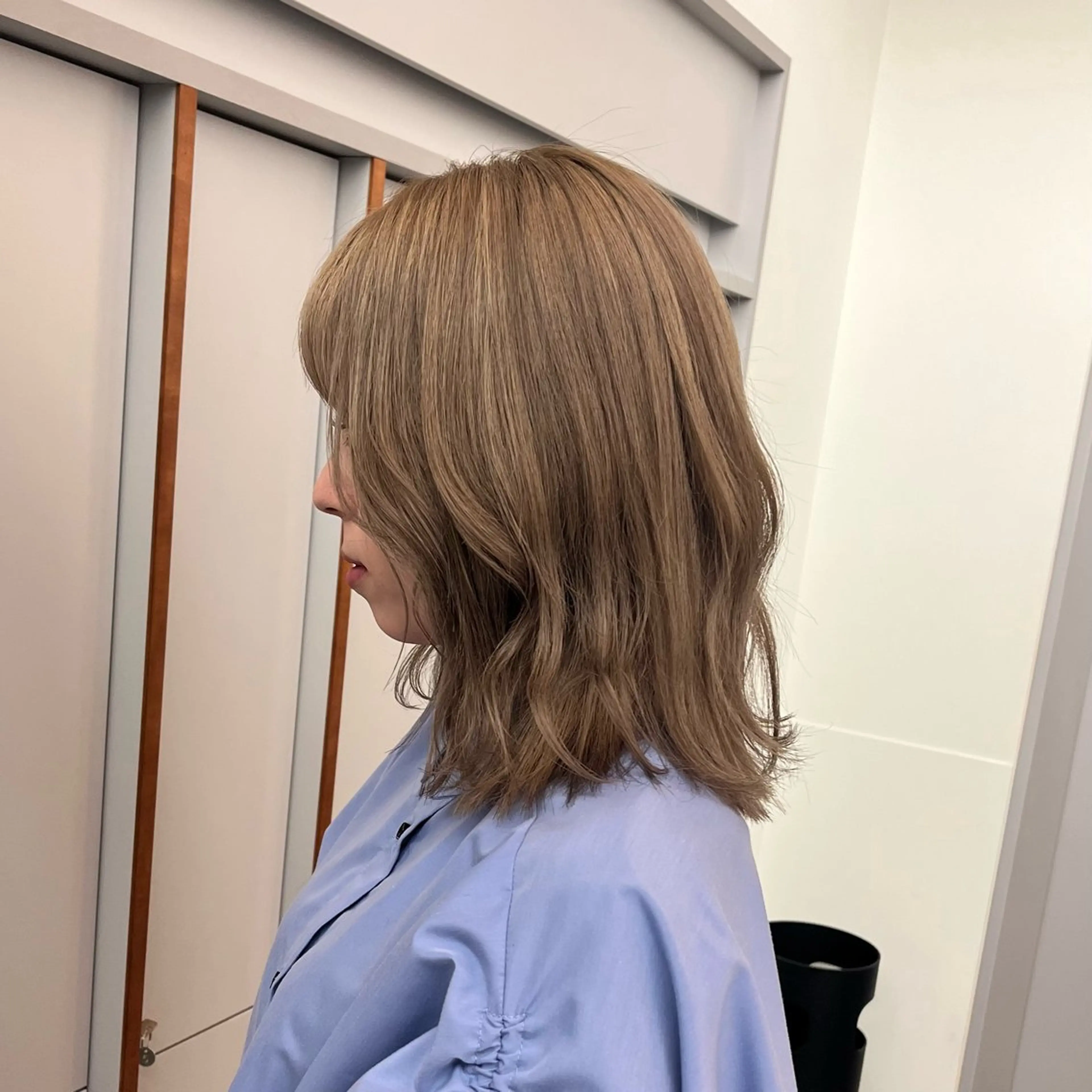 ミディアム カラー ベージュカラー ブリーチ 透明感カラー ダブルカラー グレージュ カット ヘアカラー トリートメント 髪質改善/ボブ 🌻Mutsumiのヘアスタイル