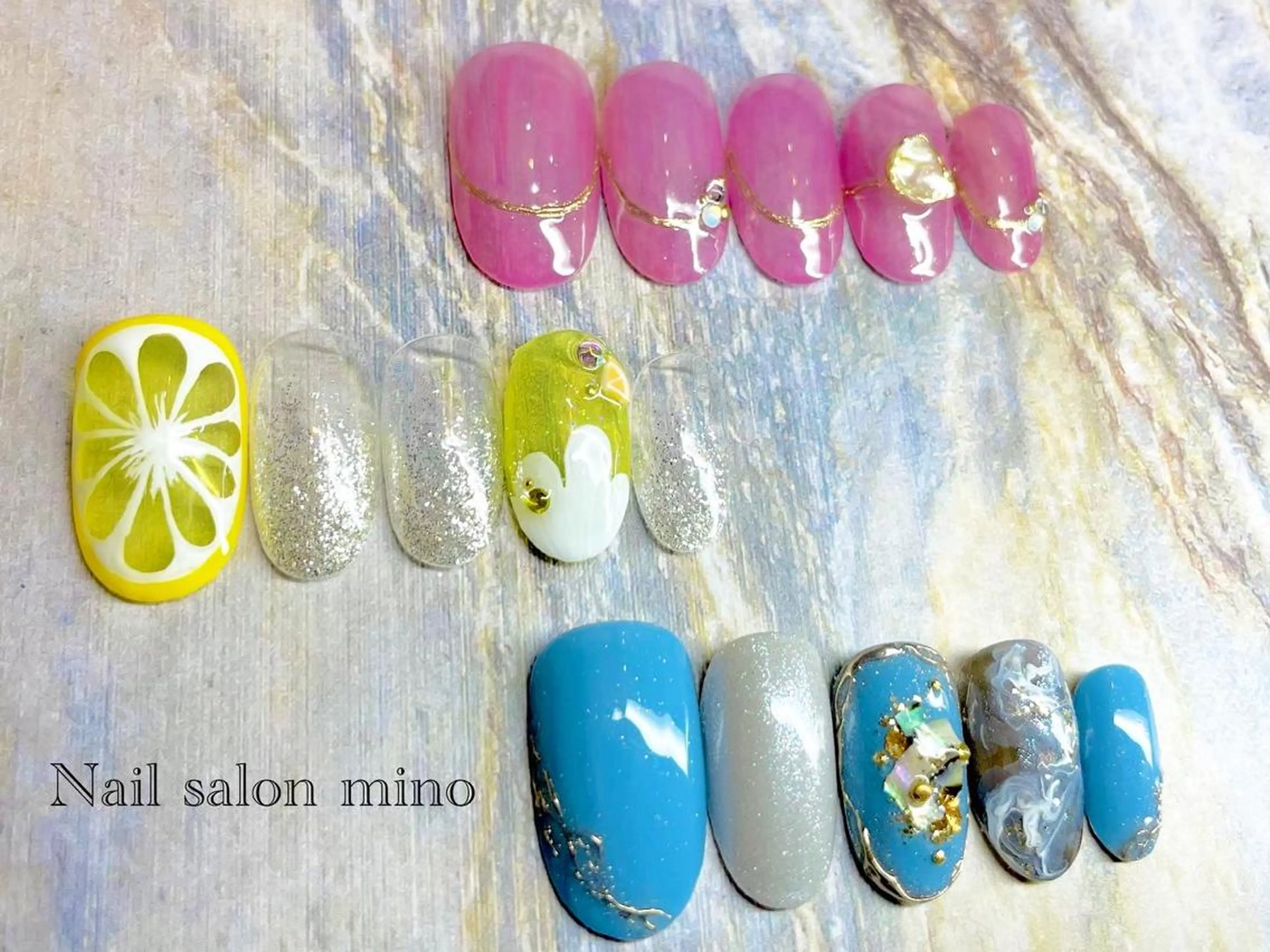 ネイル アートネイル マグネットネイル ミラーネイル シンプルネイル 三野　nail salon minoのネイルデザイン