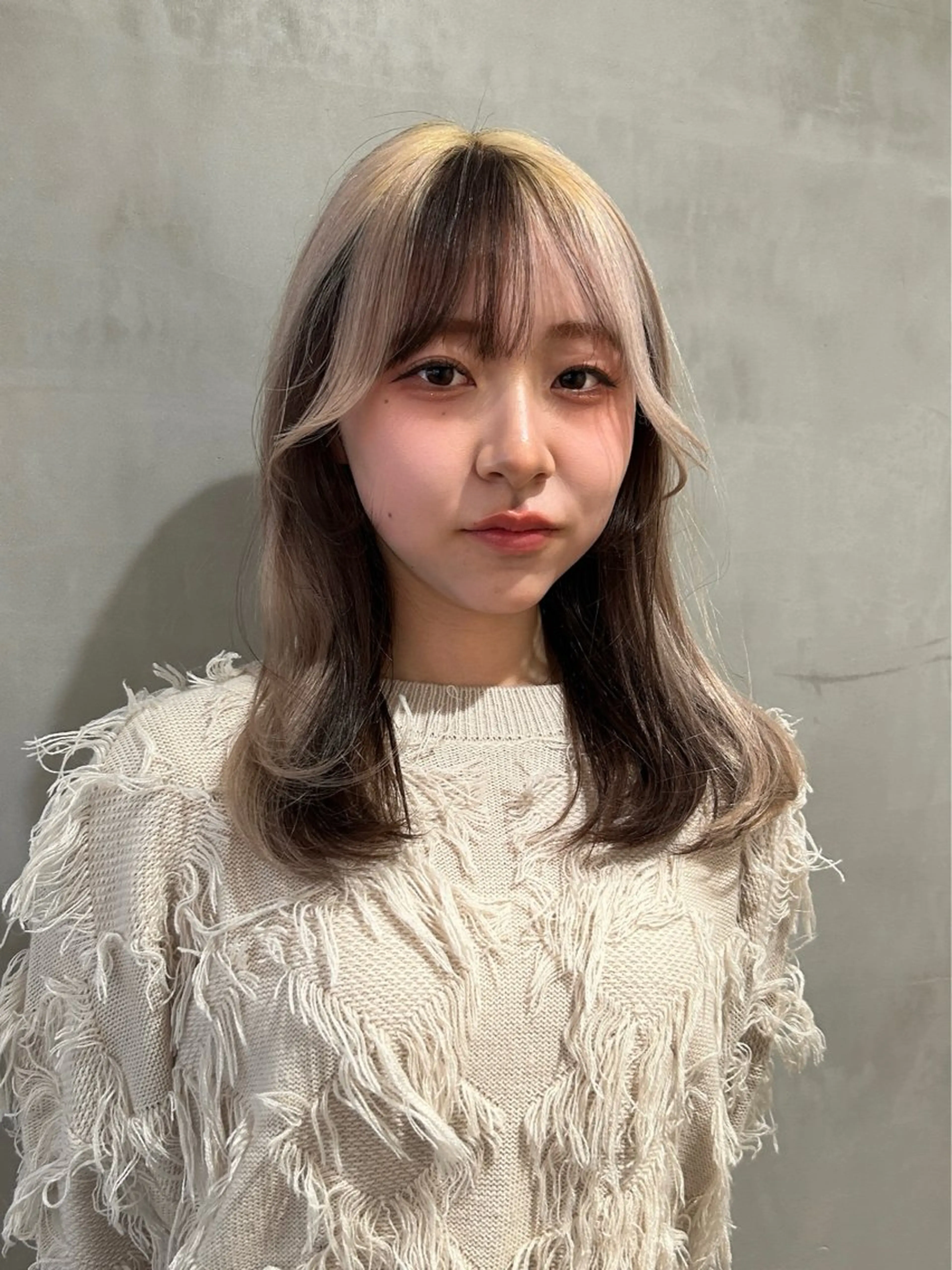 セミロング カラー デザイン/アレンジ ❤︎イシイレイのヘアスタイル