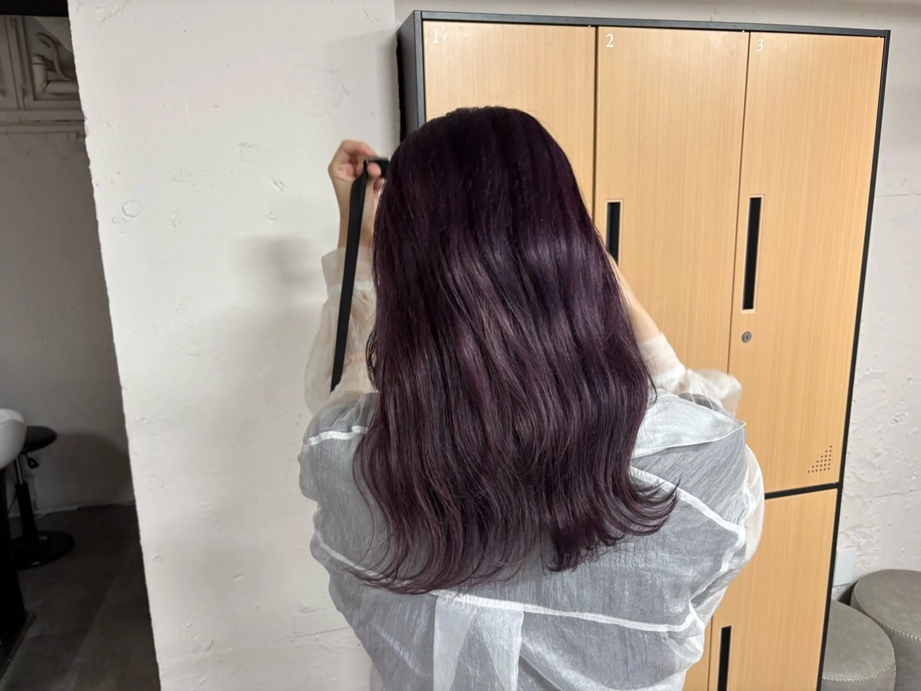セミロング ヘアカラー tokute 中野真咲🐺のヘアスタイル