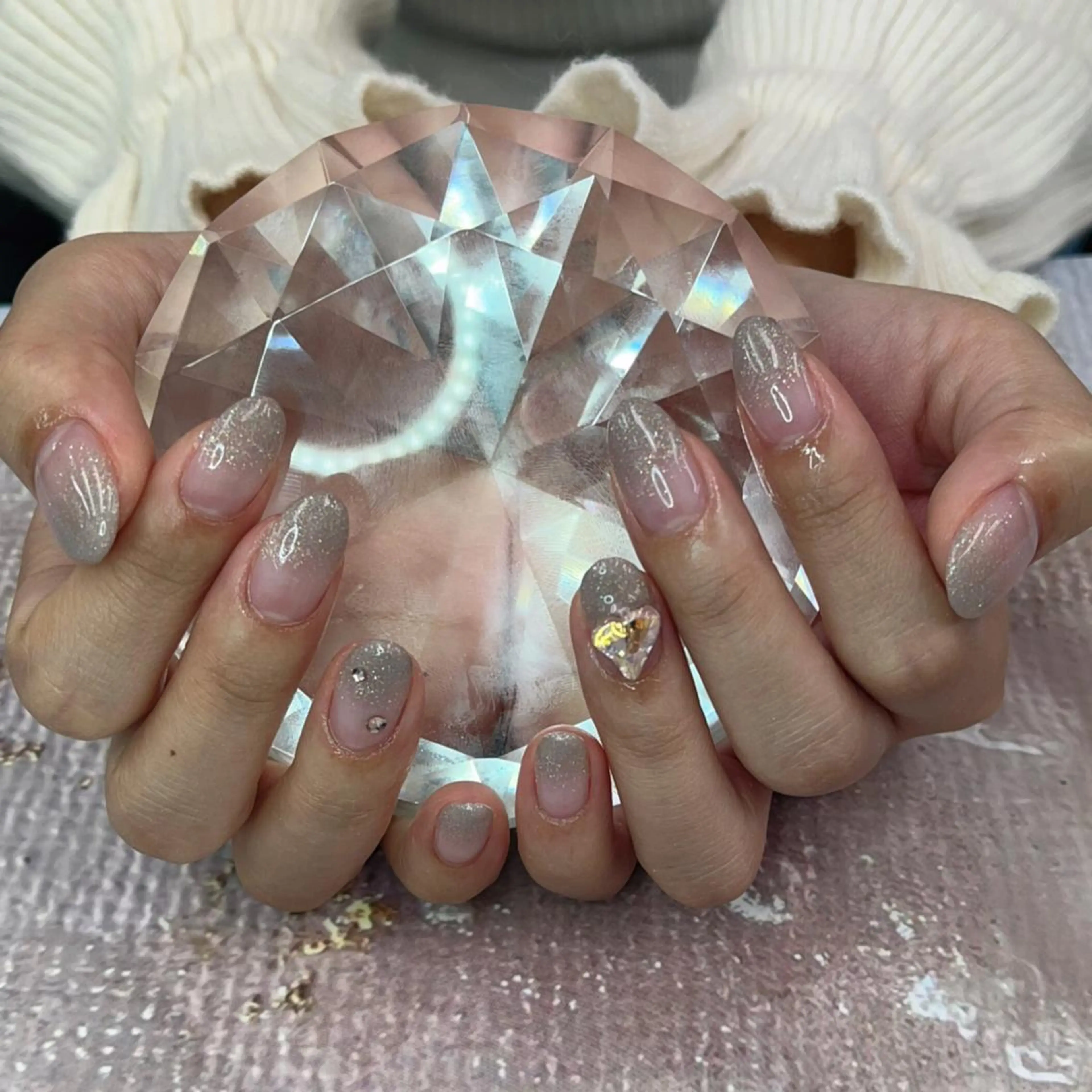 ネイル ハート ストーンネイル ブルーデイジー栄本店所属・BlueDaisy 栄本店のネイルデザイン