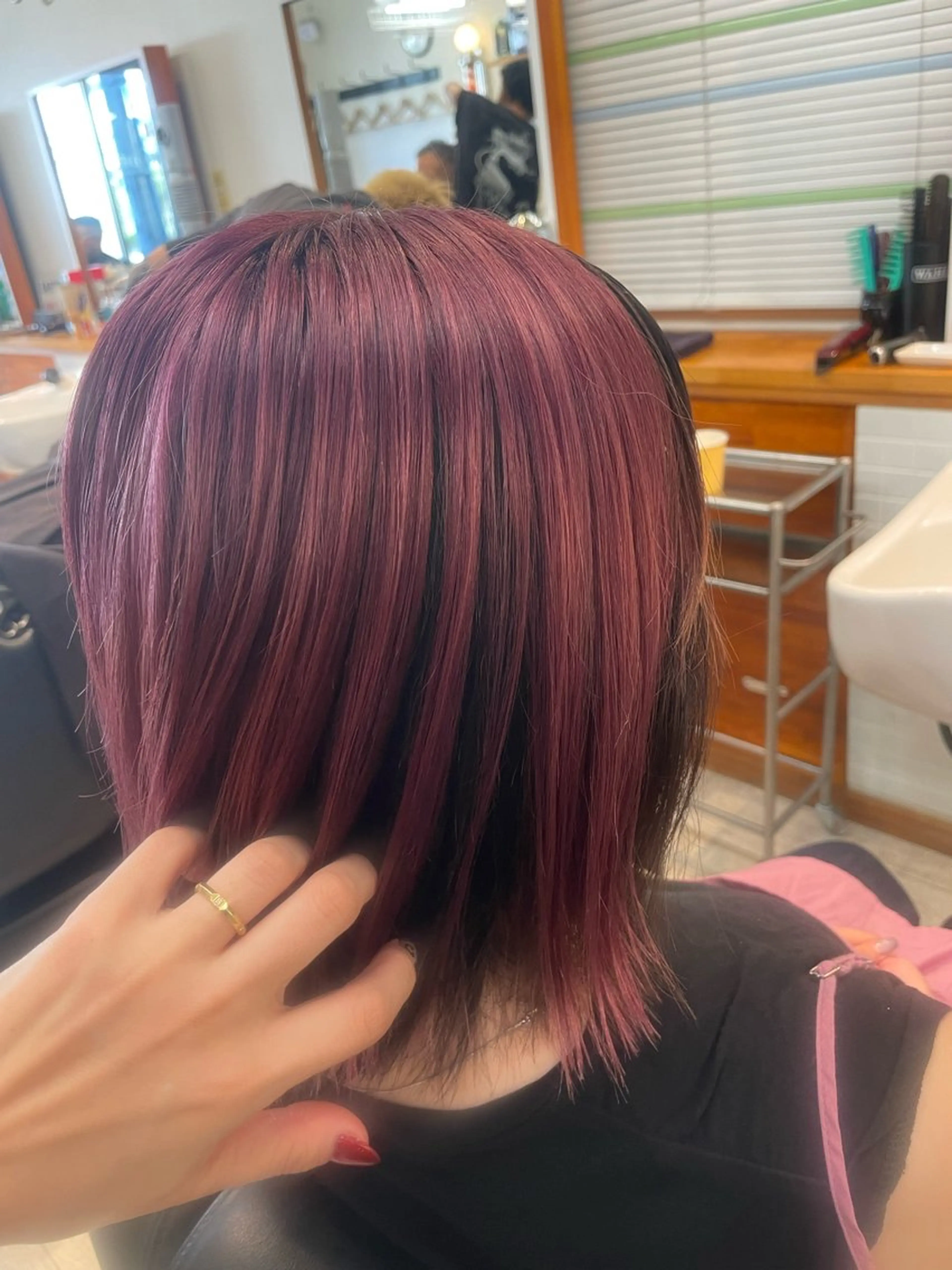 ミディアム カラー ピンクカラー 通い続けられるサロン ママ美容師　明日香のヘアスタイル