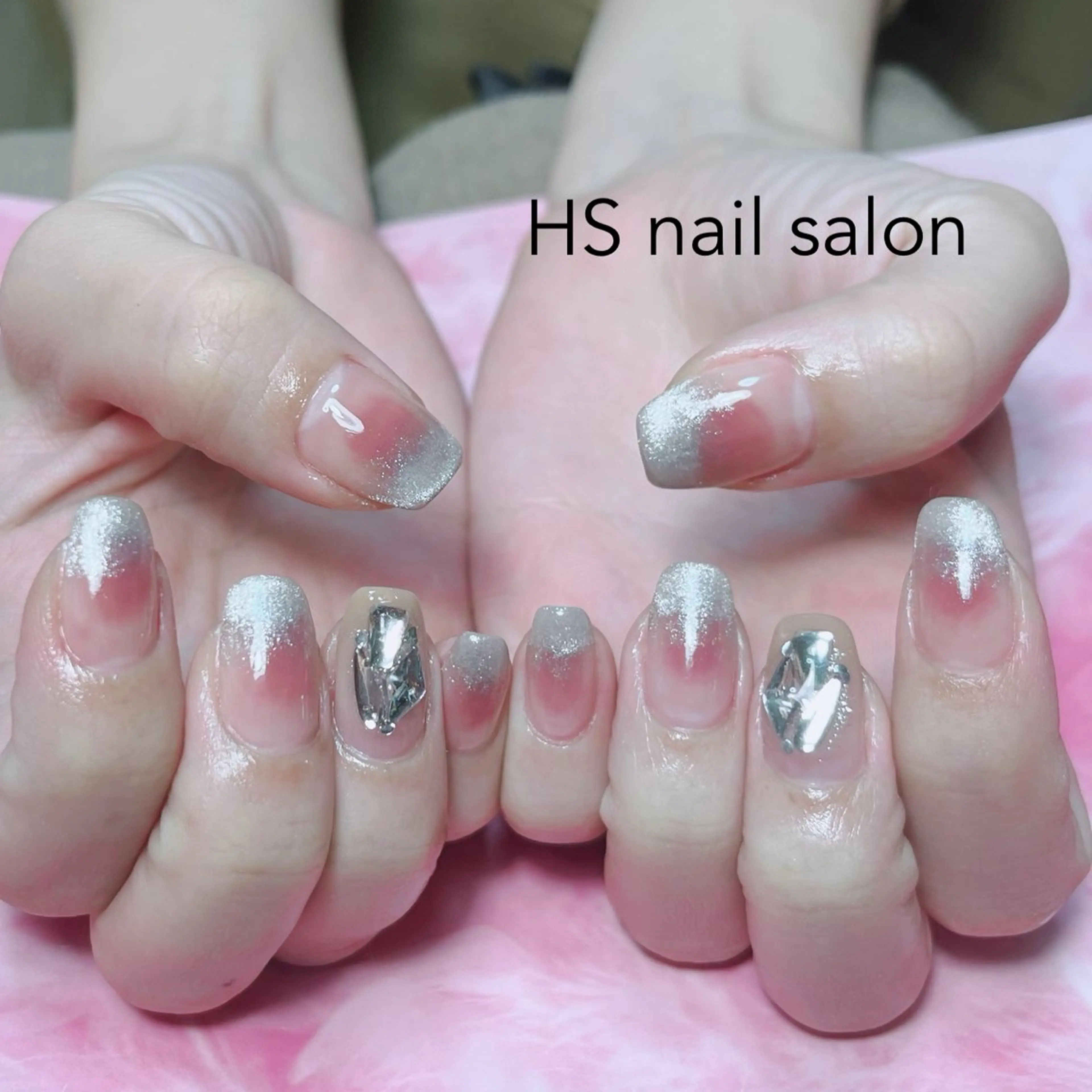 ミディアム ハンドネイル hs nail salonのネイルデザイン
