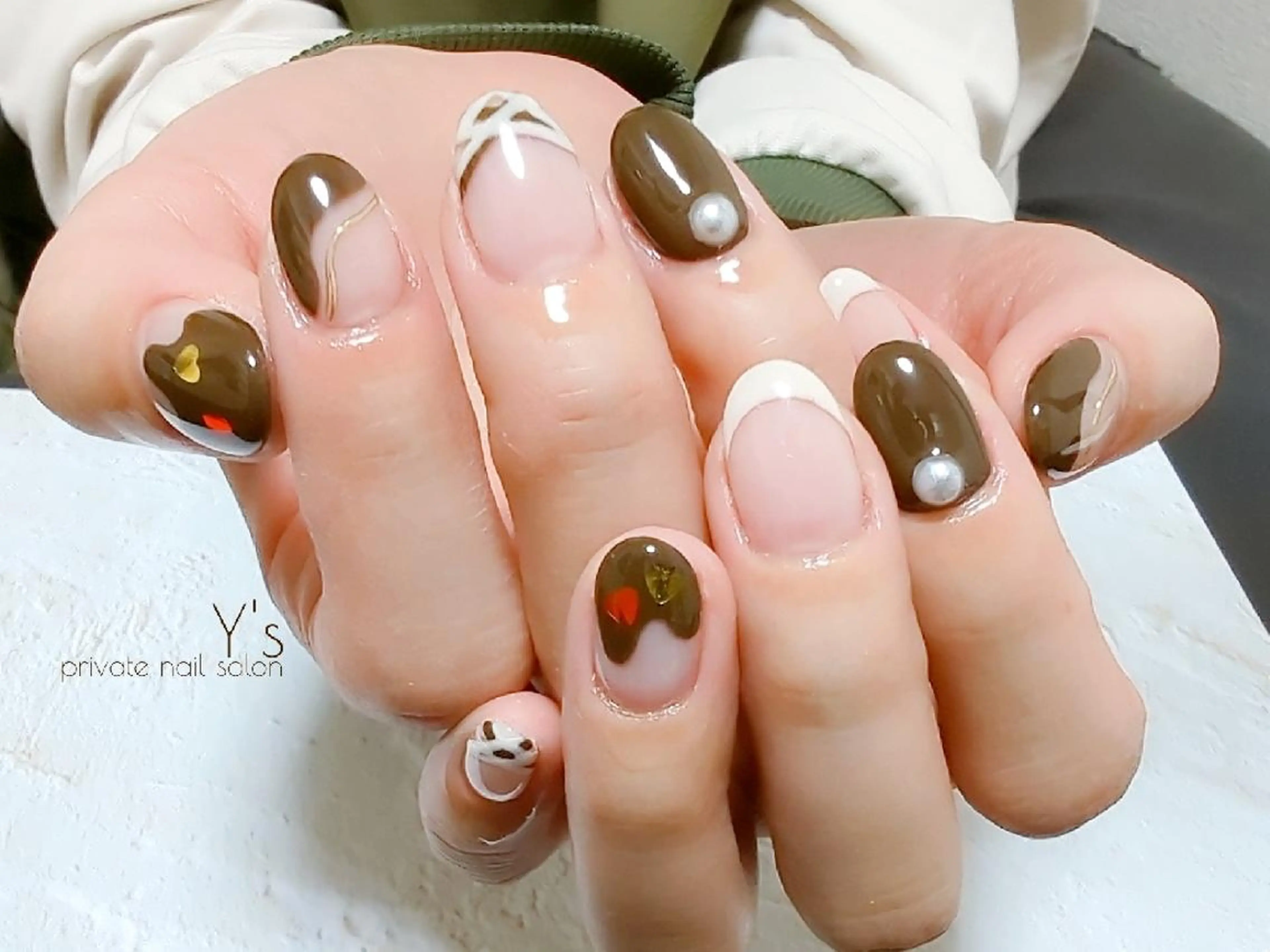 ネイル ハンドネイル YUMI NAGAI  のネイルデザイン