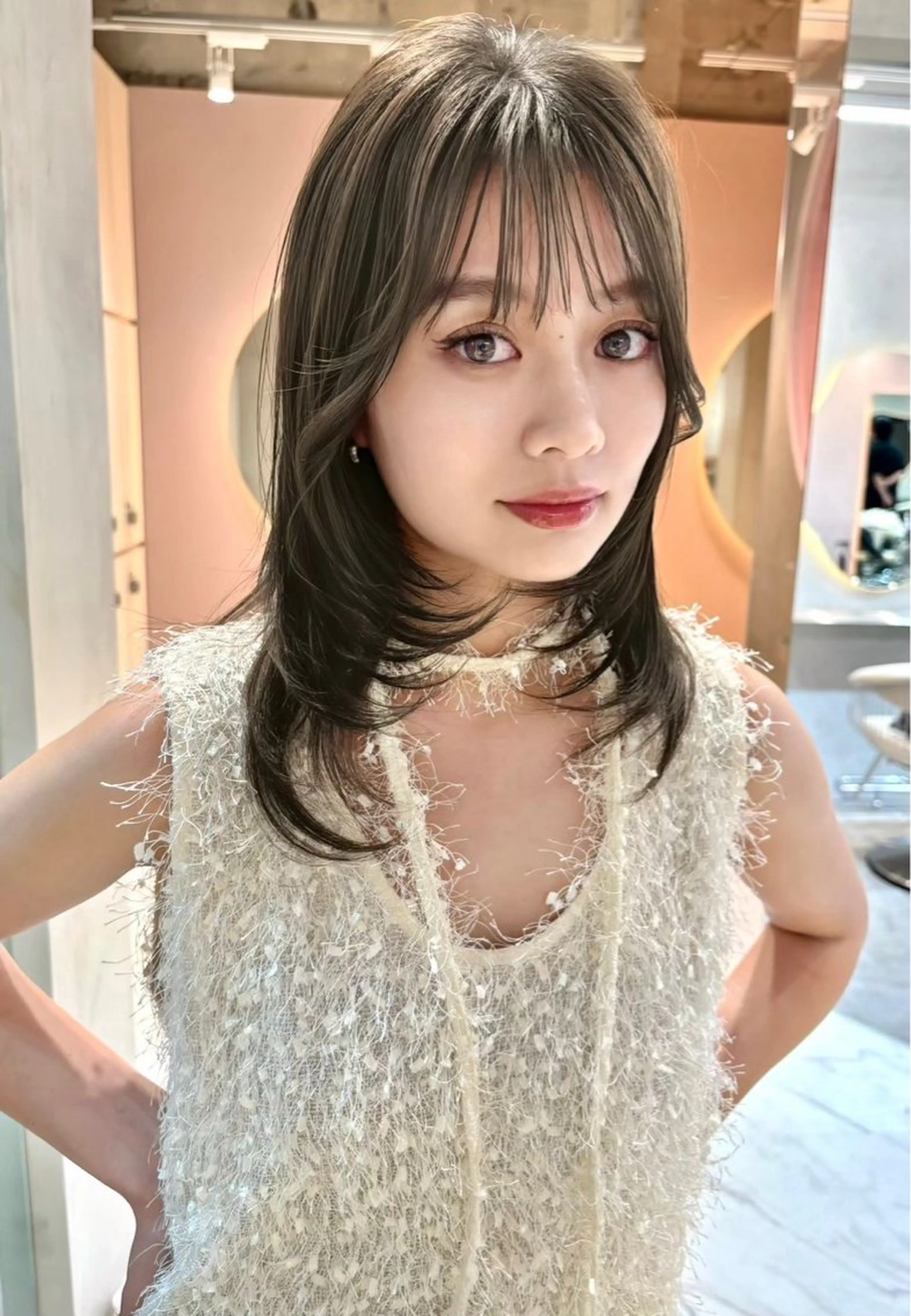 セミロング カラー レイヤー/暖色カラー /パーマ/落合 歩夢のヘアスタイル